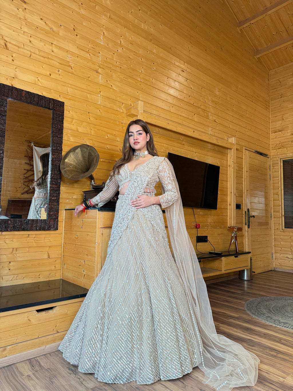 E407 AARFA REGAL LEHENGA