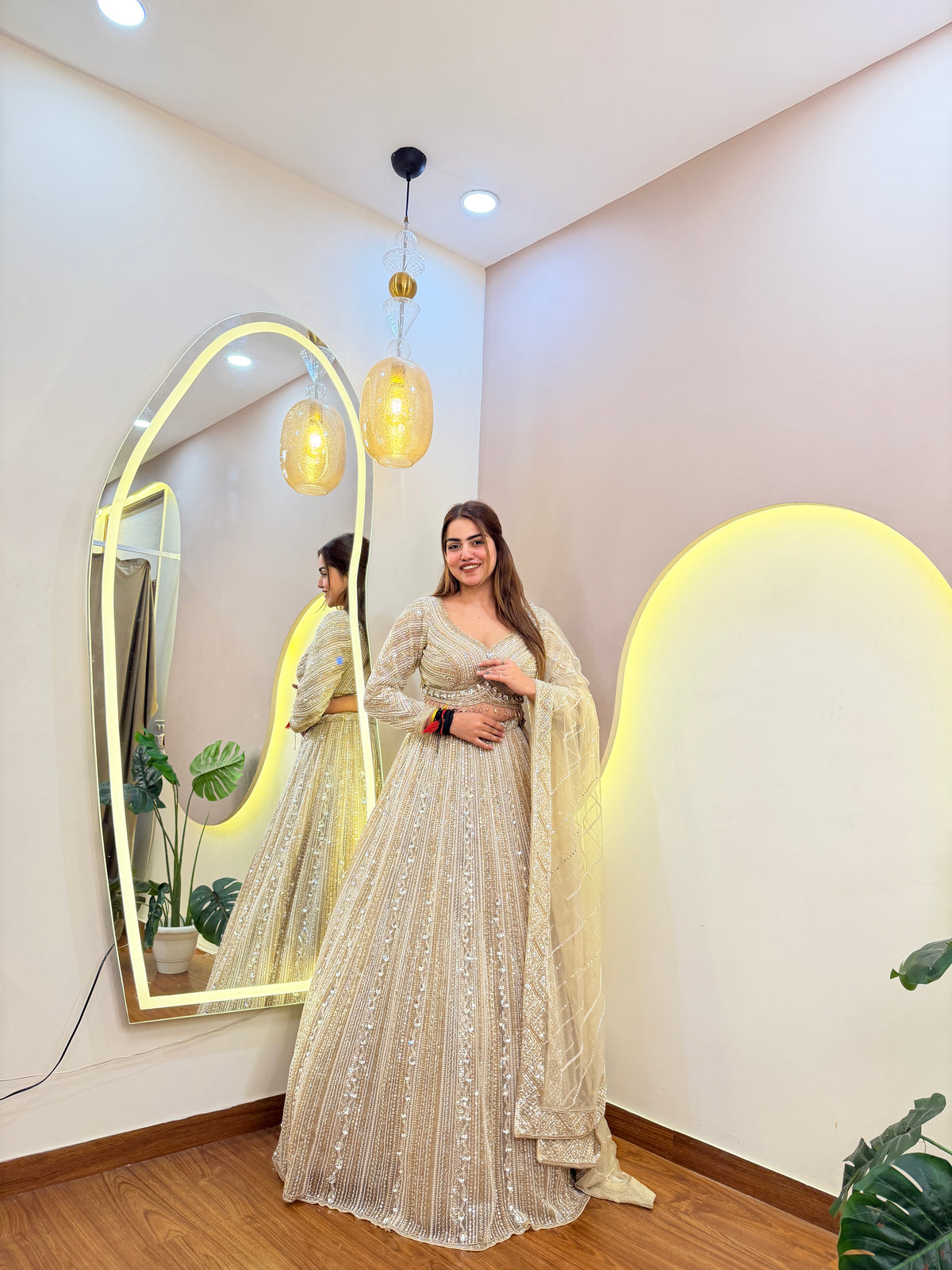 E665 AARFA REGAL LEHENGA