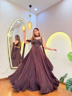 D713  LEHNGA CHOLI