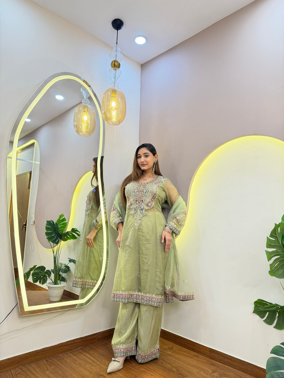 E841 3PC SUIT