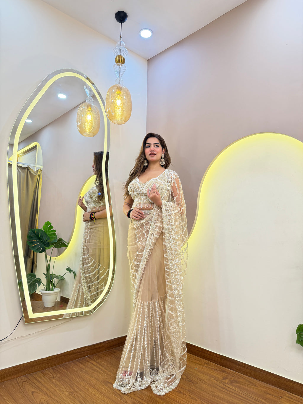 E192 AARFA REGAL SAREE￼