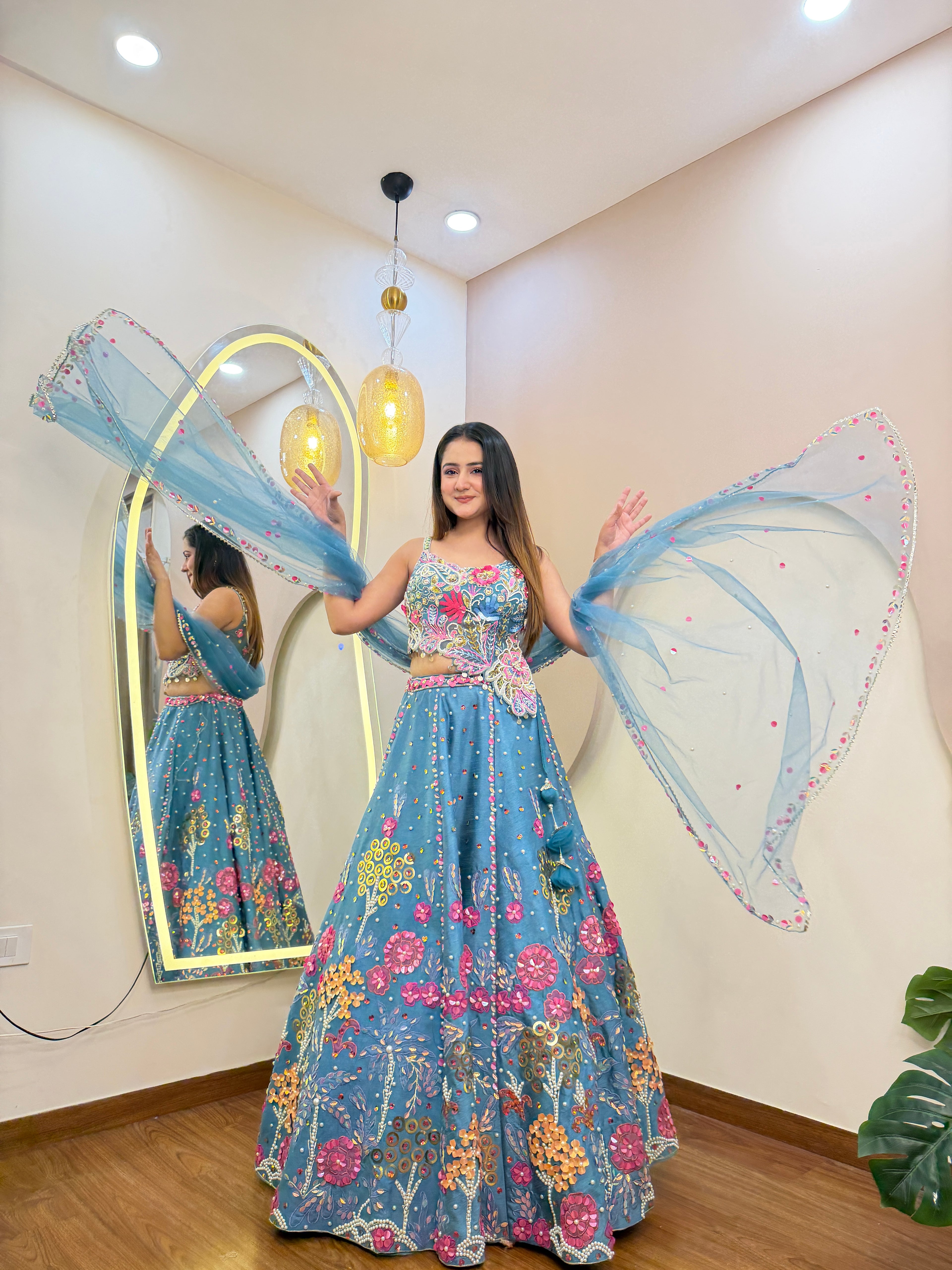 E377 AARFA REGAL LEHENGA