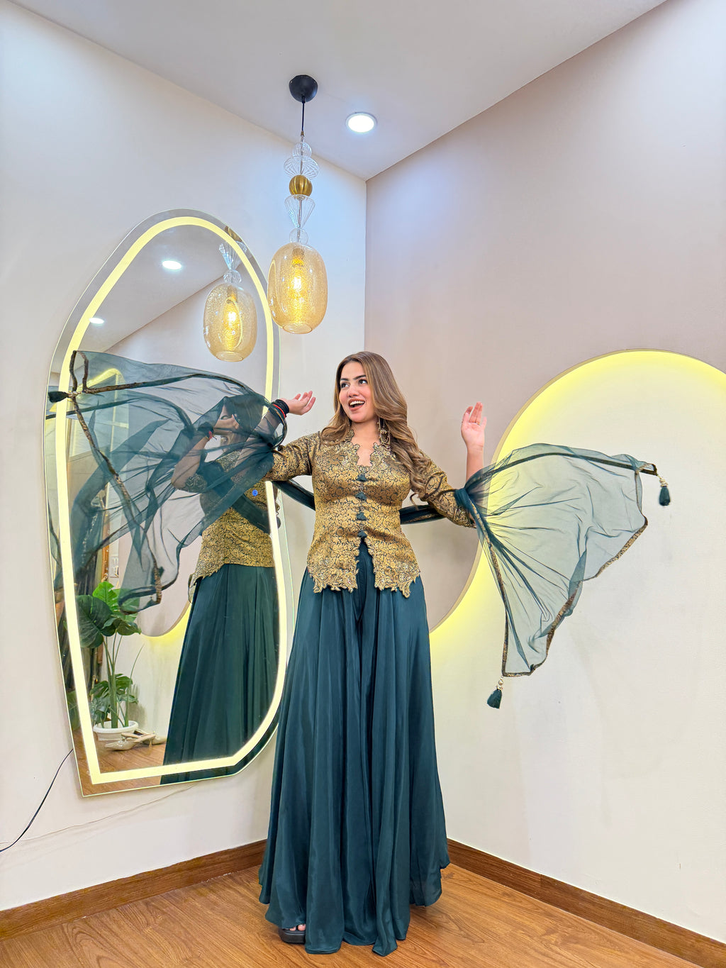 E692 3PC SHARARA SET