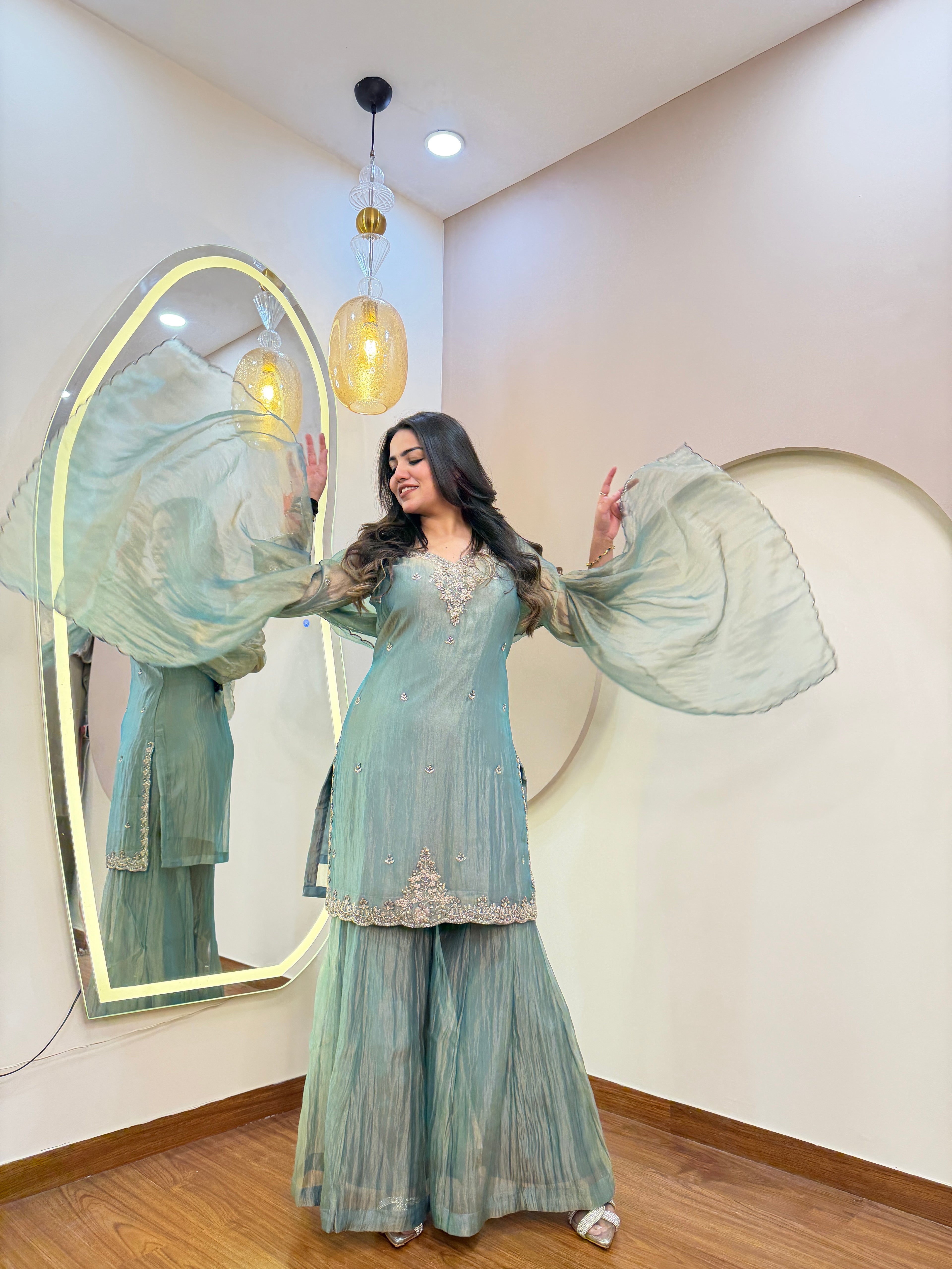 E137 3PC SHARARA SUIT