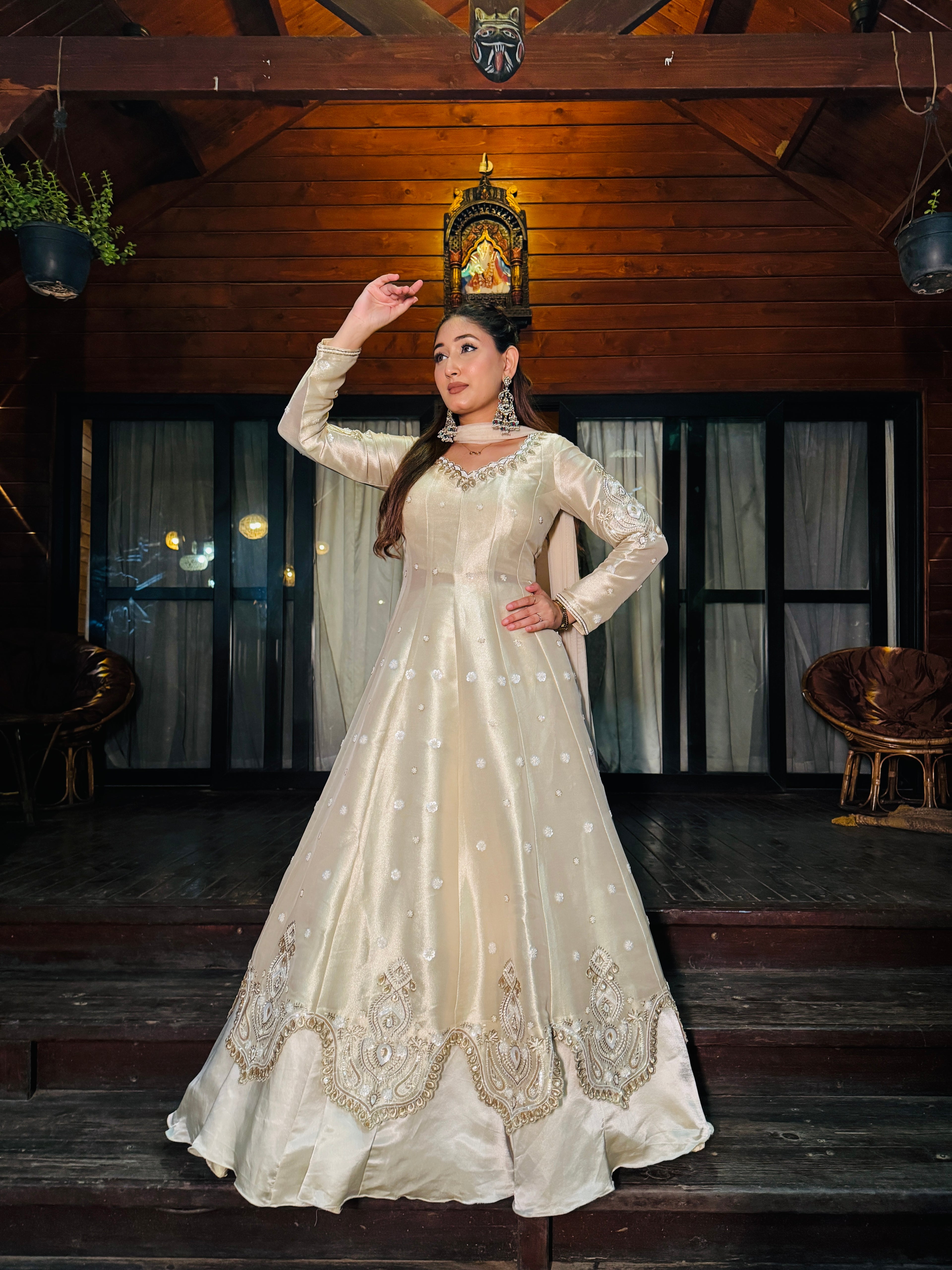 E176 AARFA REGAL ANARKALI