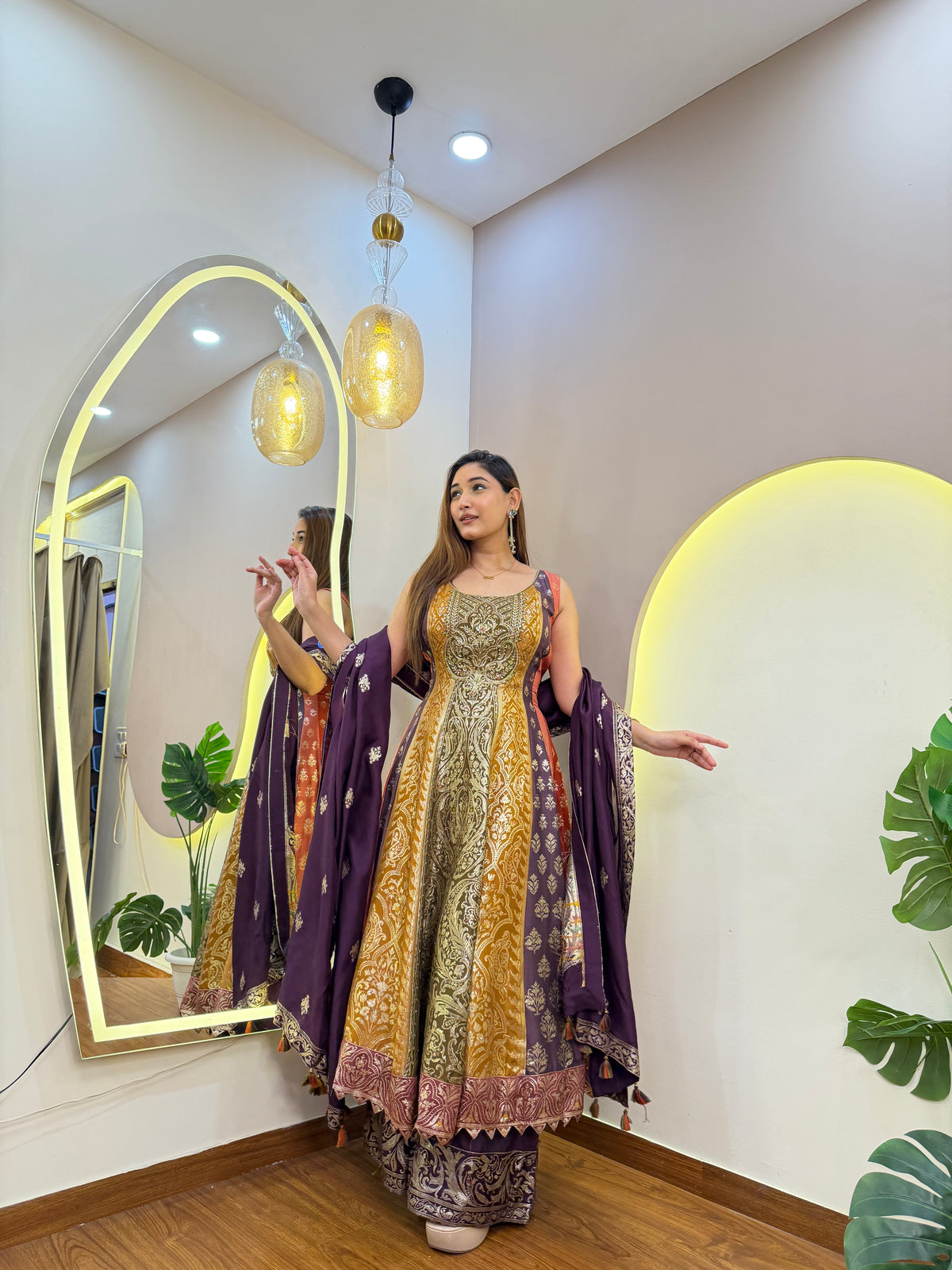 E812 3PC ANARKALI SUIT