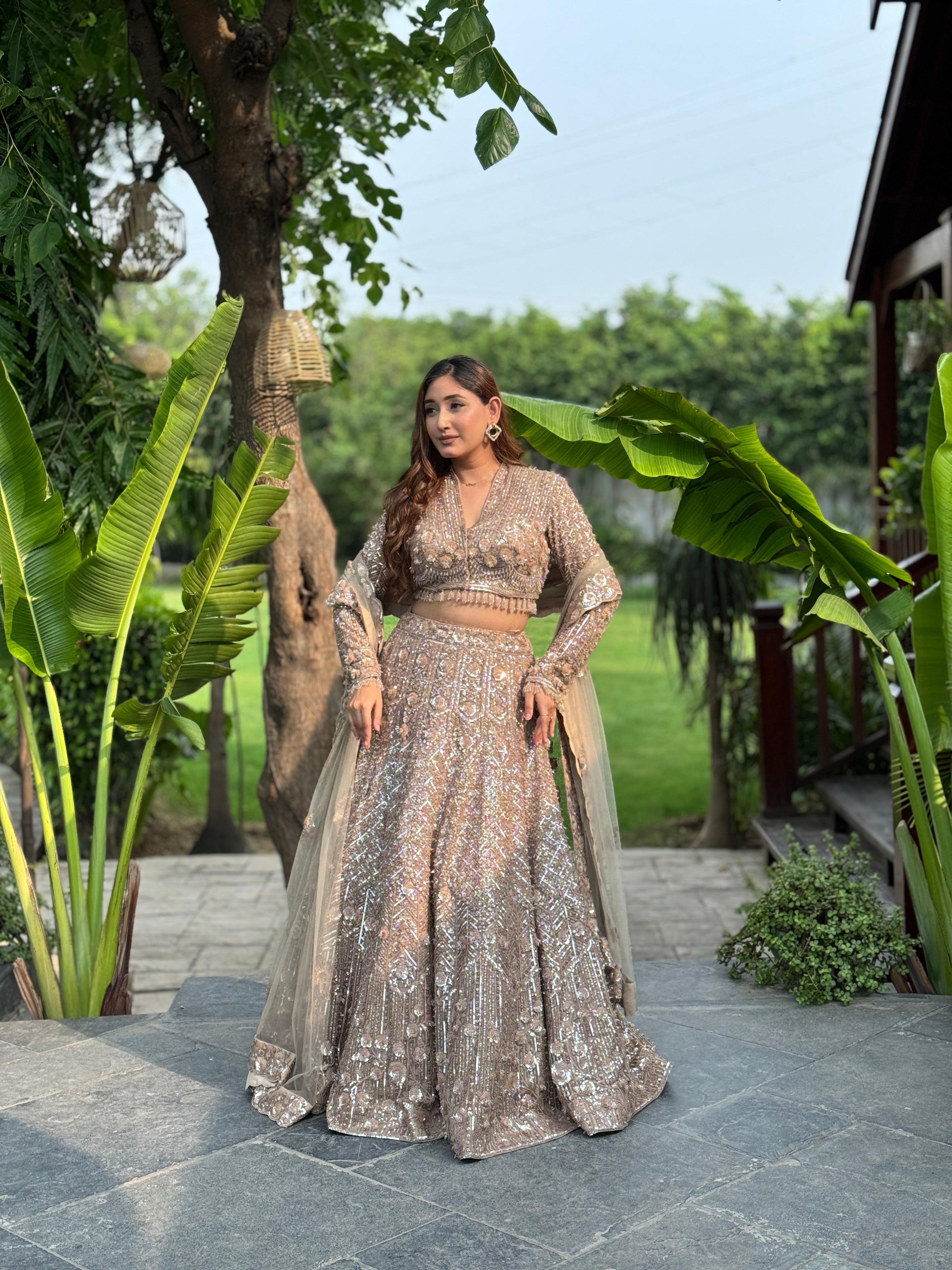 E426 AARFA REGAL LEHENGA