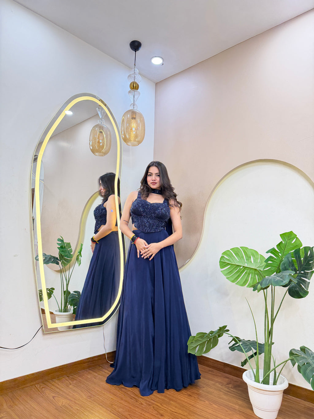 D713  LEHNGA CHOLI