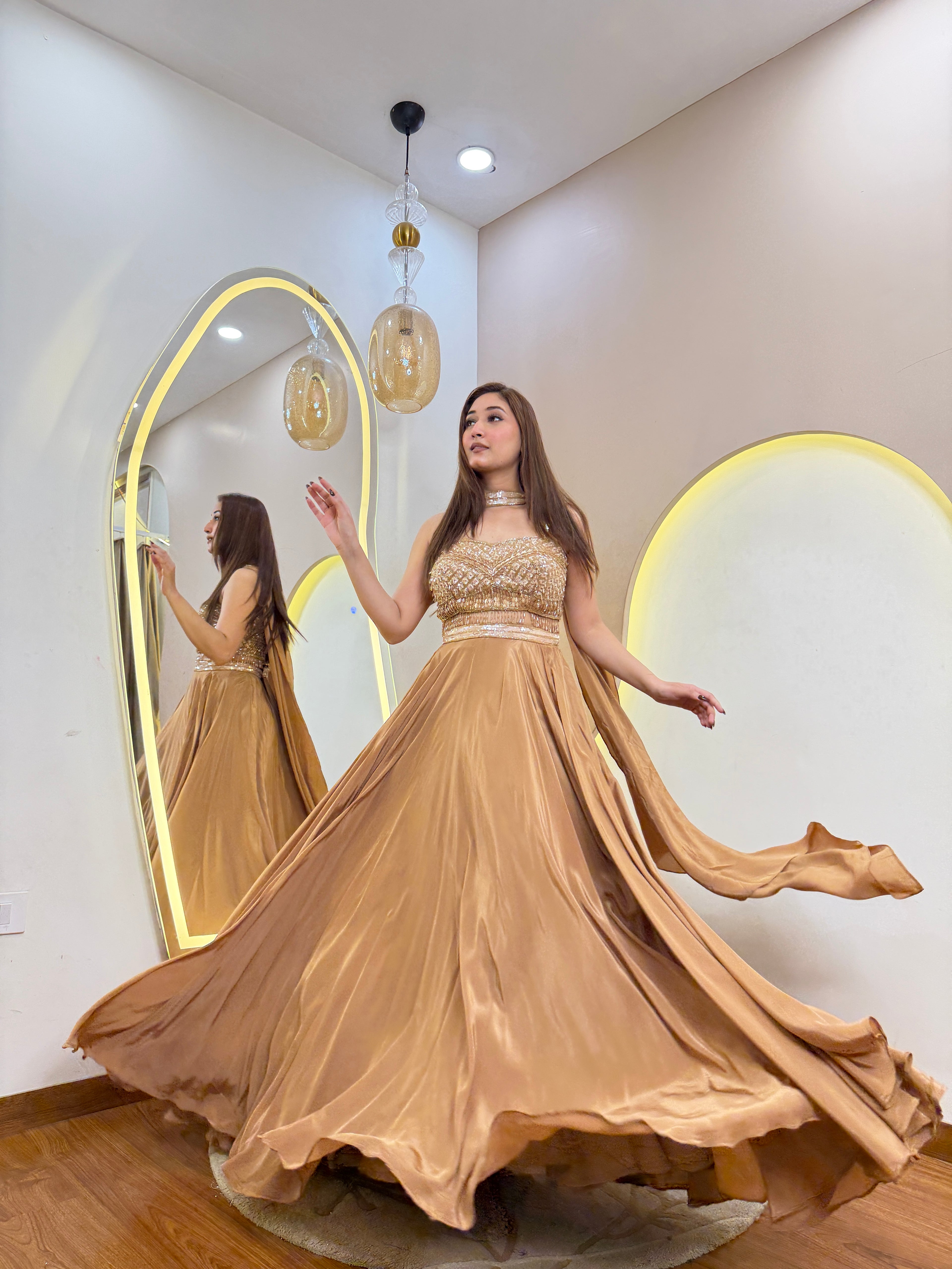 D770   LEHNGA CHOLI