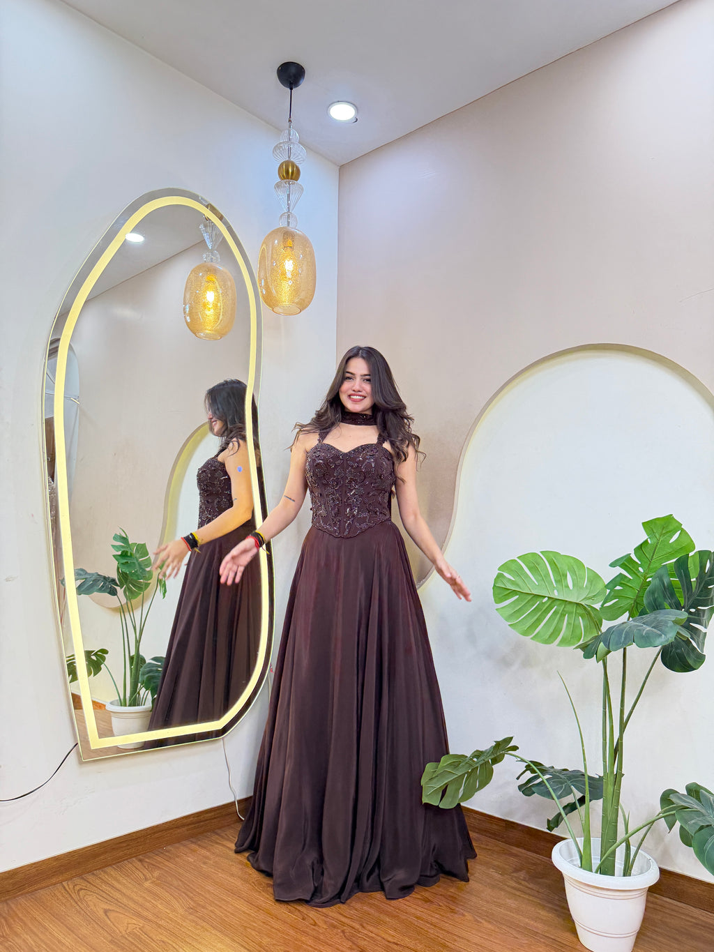 D999  LEHNGA CHOLI