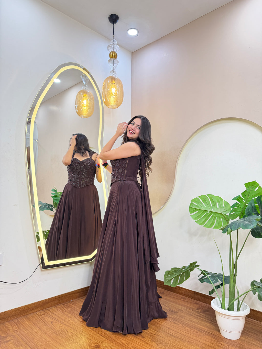 D999  LEHNGA CHOLI