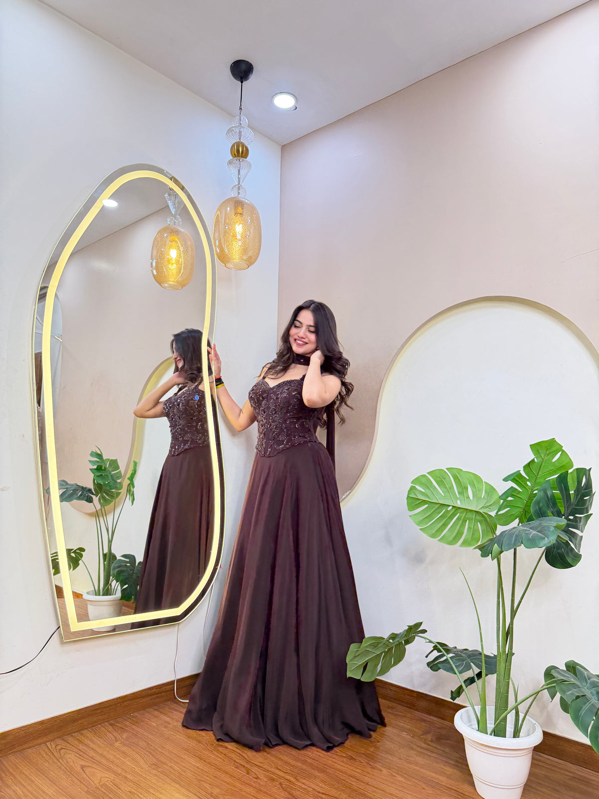 D999  LEHNGA CHOLI