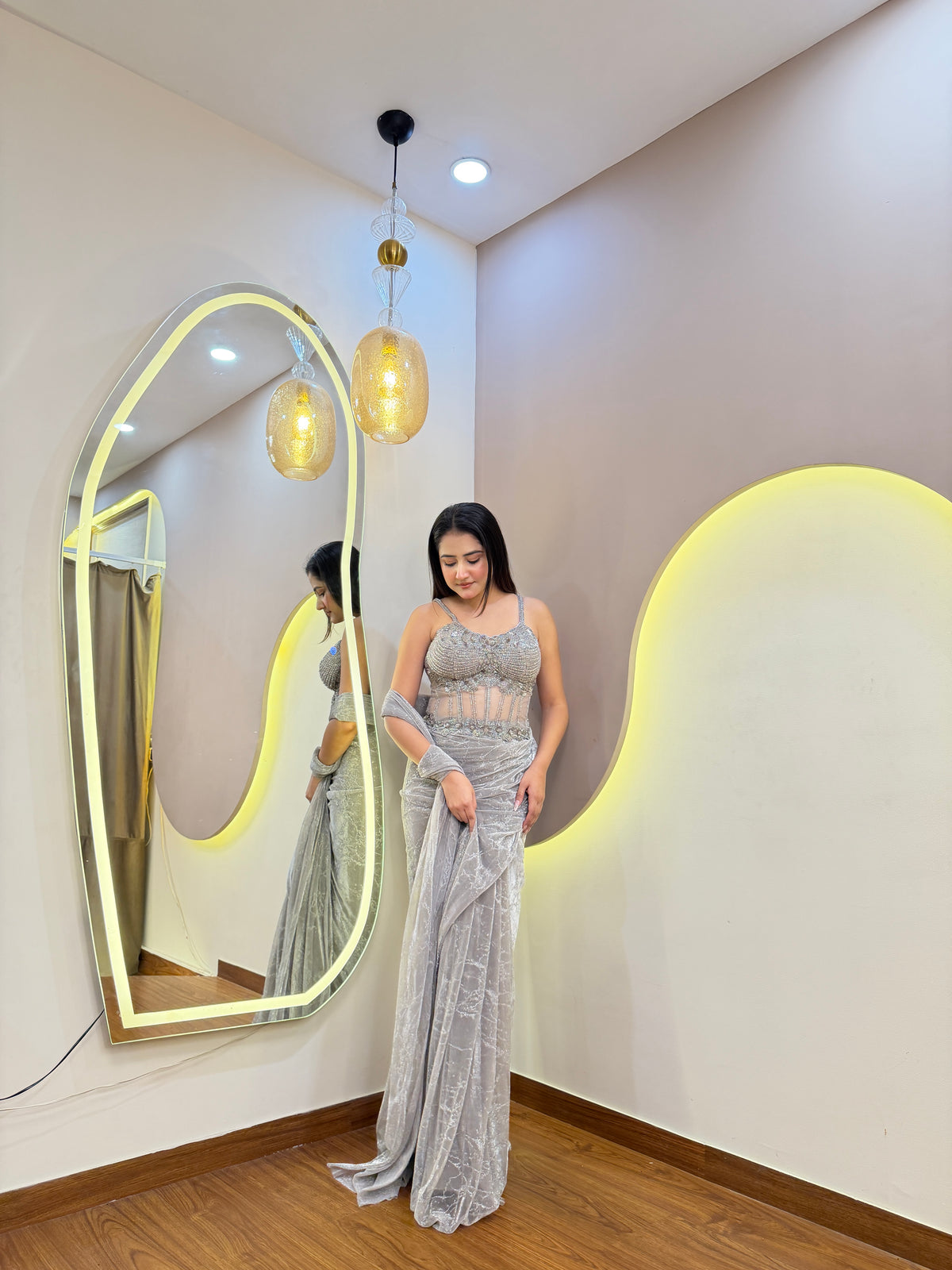E564 PREMIUM DRAPE SAREE