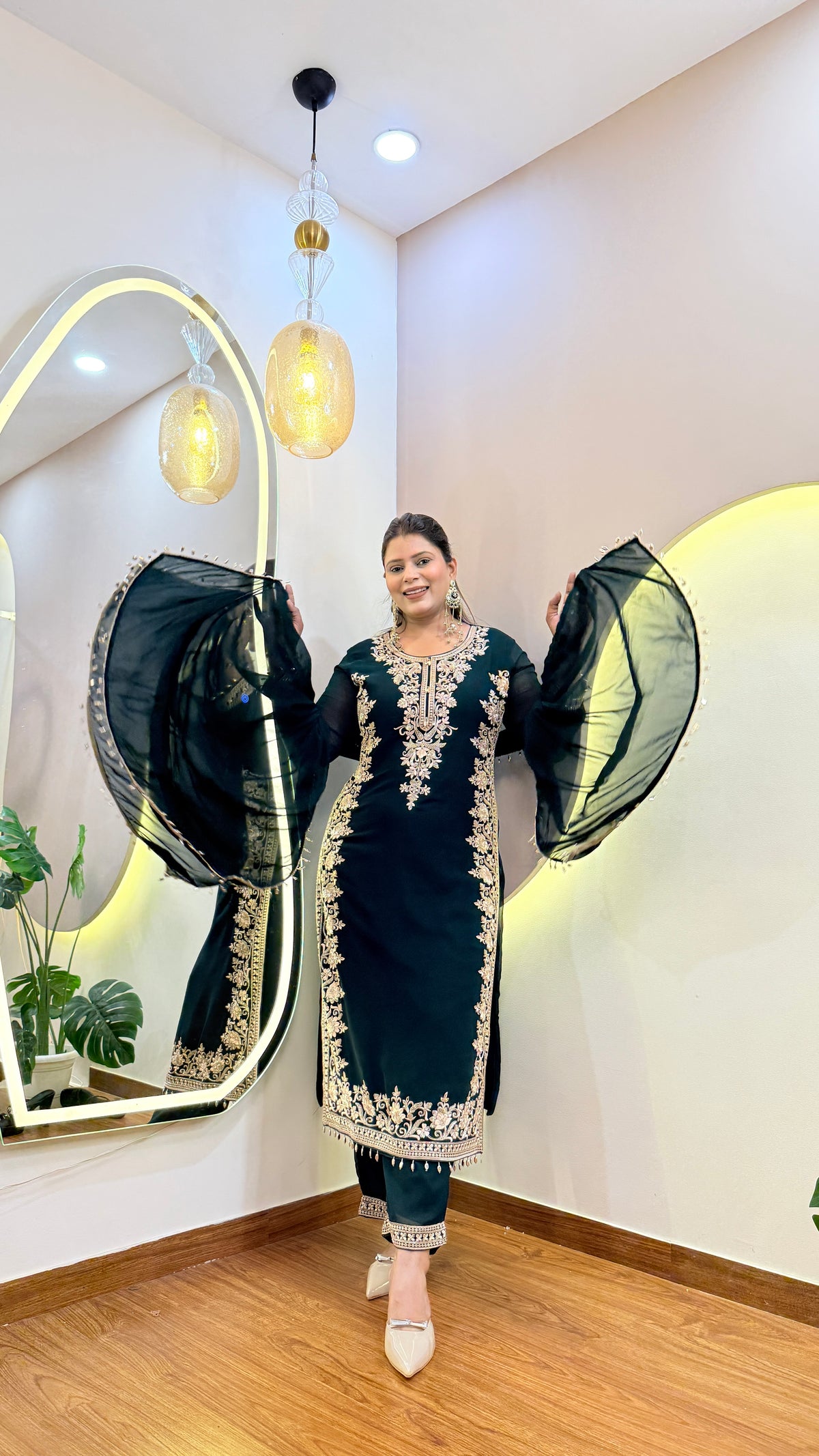 PAKISTANI 3PC SUIT