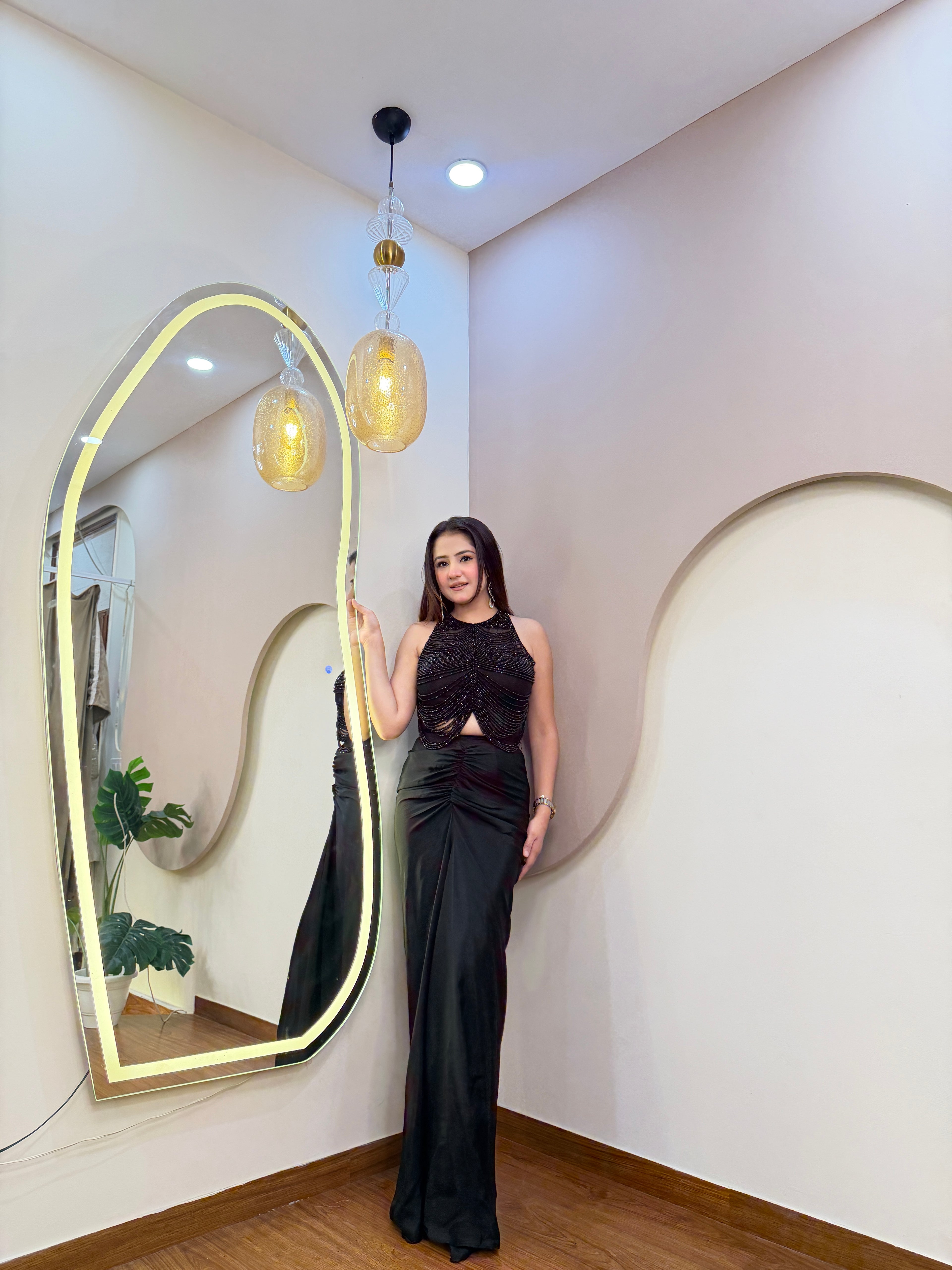 E863 CROP TOP SKIRT