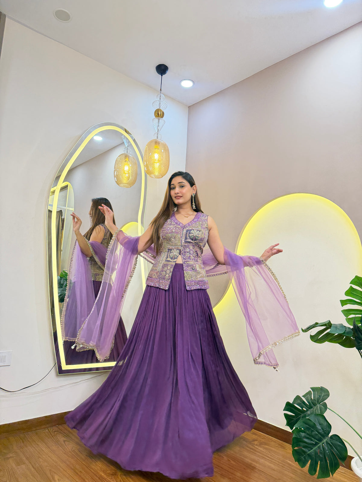 E714 LEHENGA CHOLI