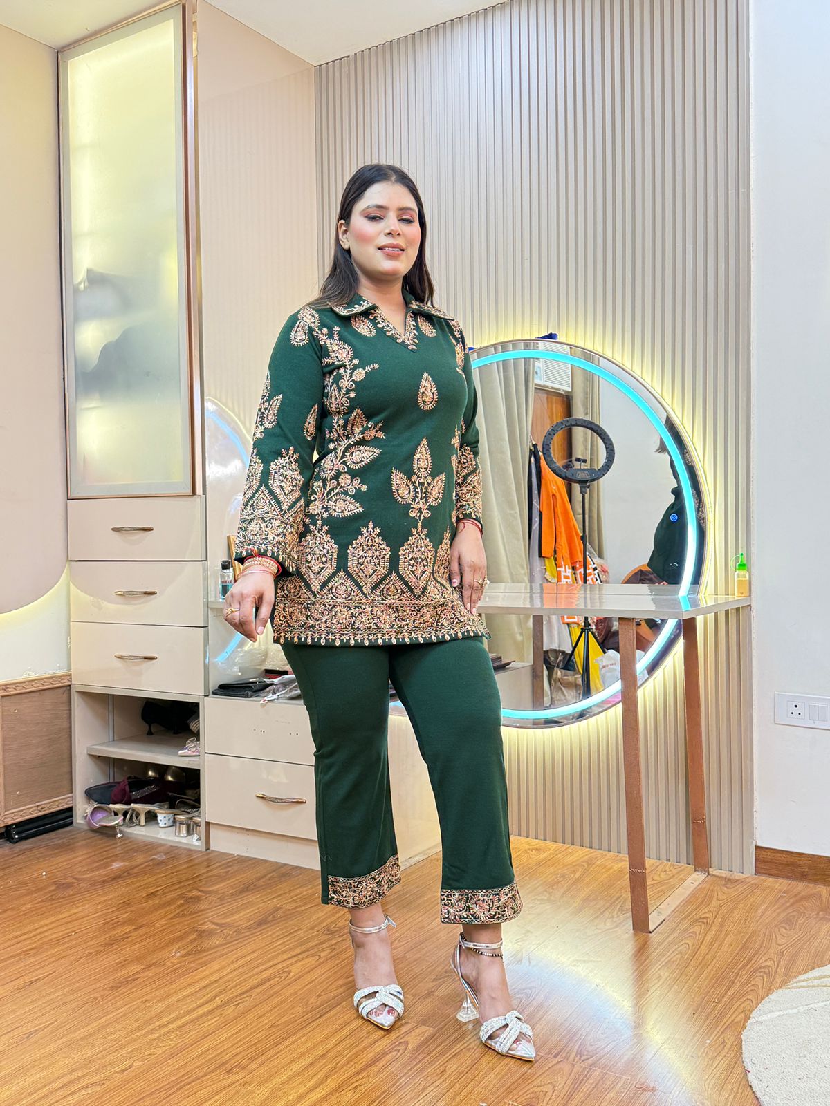 AZEENA  WOOLEN CORD SET