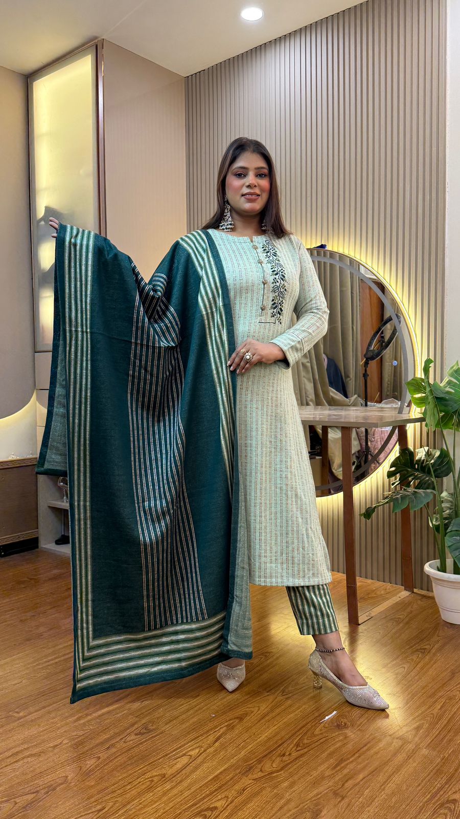 PISTA GREEN OUTFIT WOOLEN 3pc SET