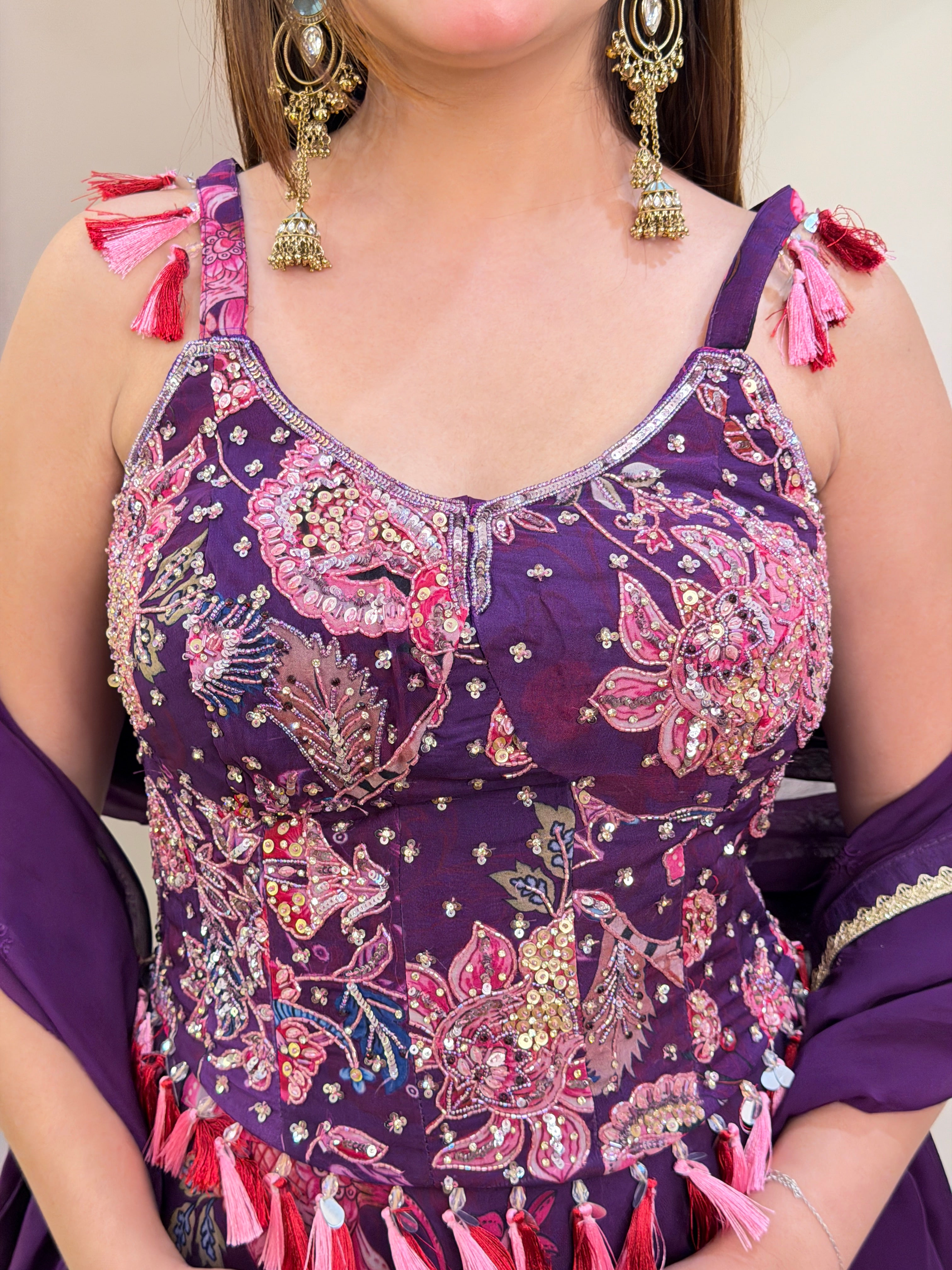 E326 LEHENGA
