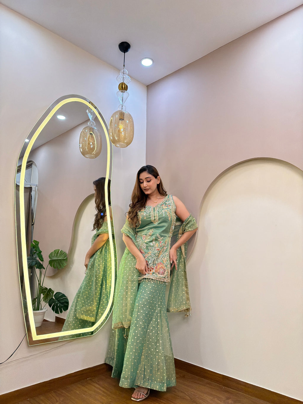 E158 3PC SHARARA SUIT