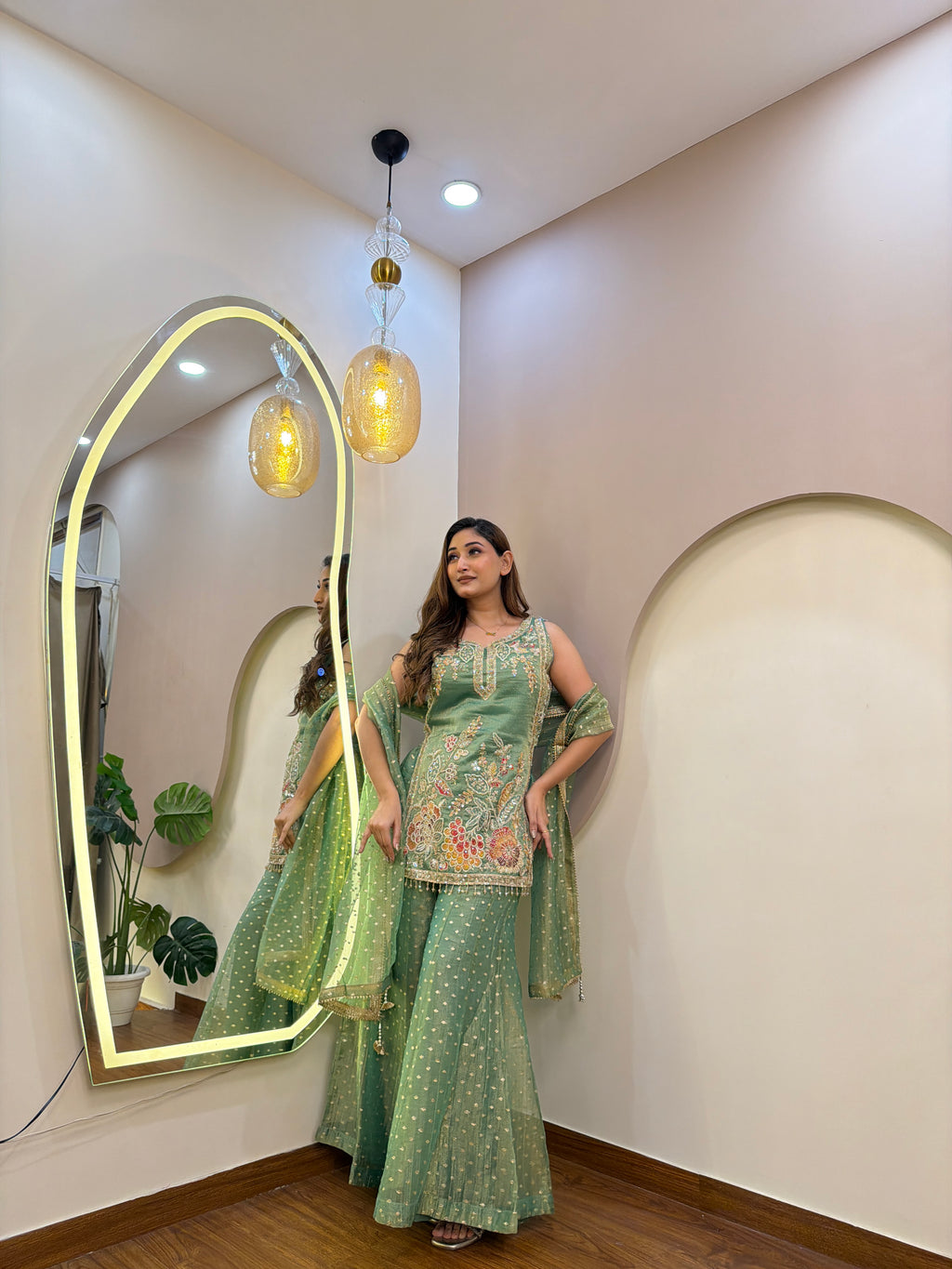 E158 3PC SHARARA SUIT