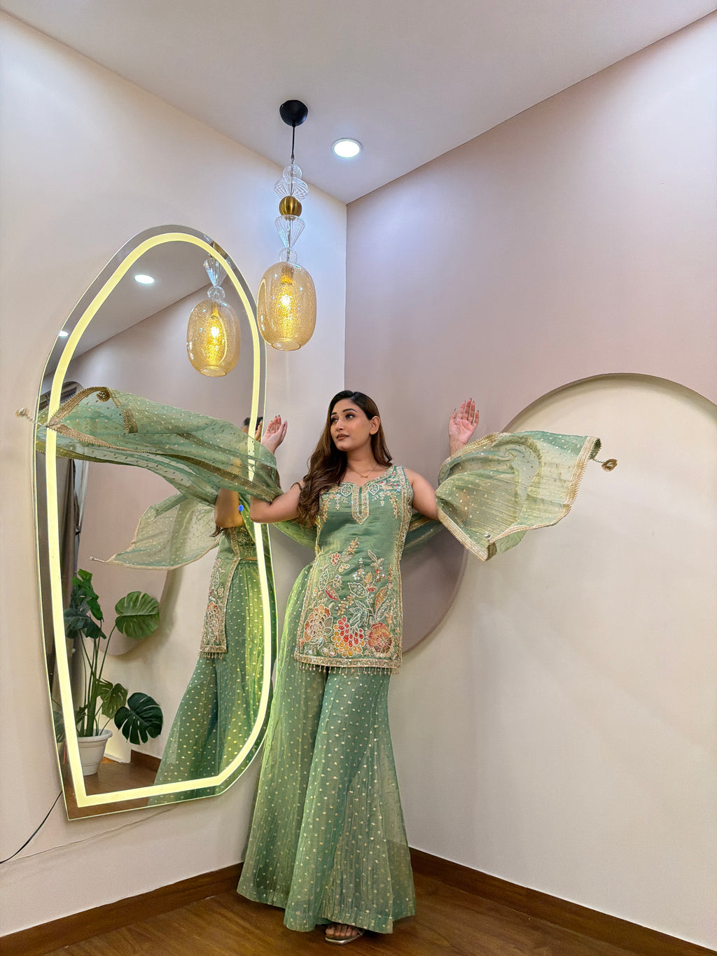 E158 3PC SHARARA SUIT