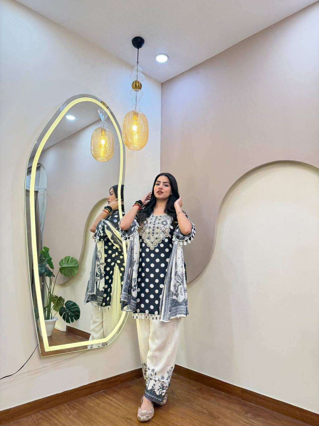 E240 3PC FARSHI SUIT
