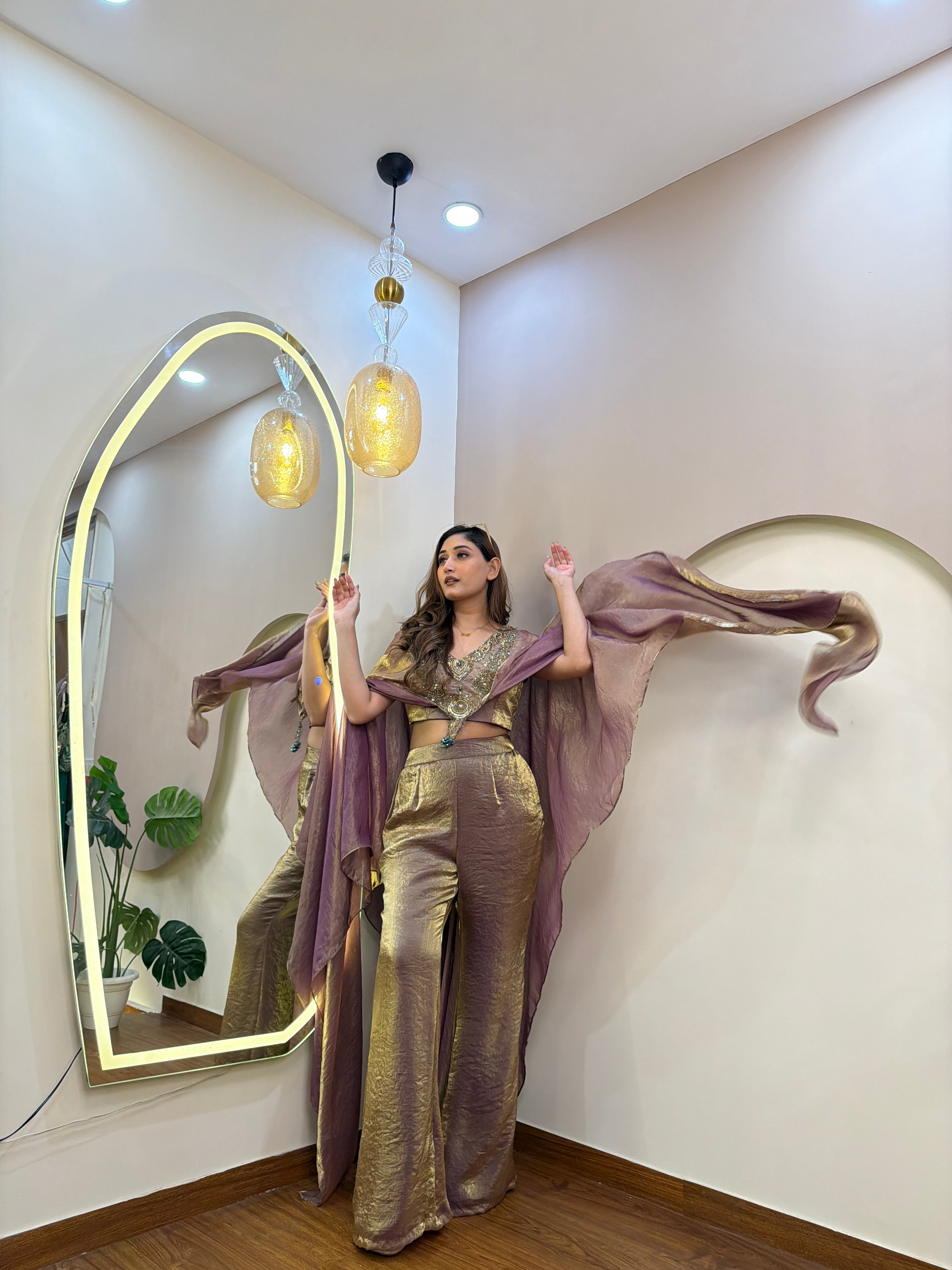E200 3PC INDO WESTEREN CAPE SHARARA SET