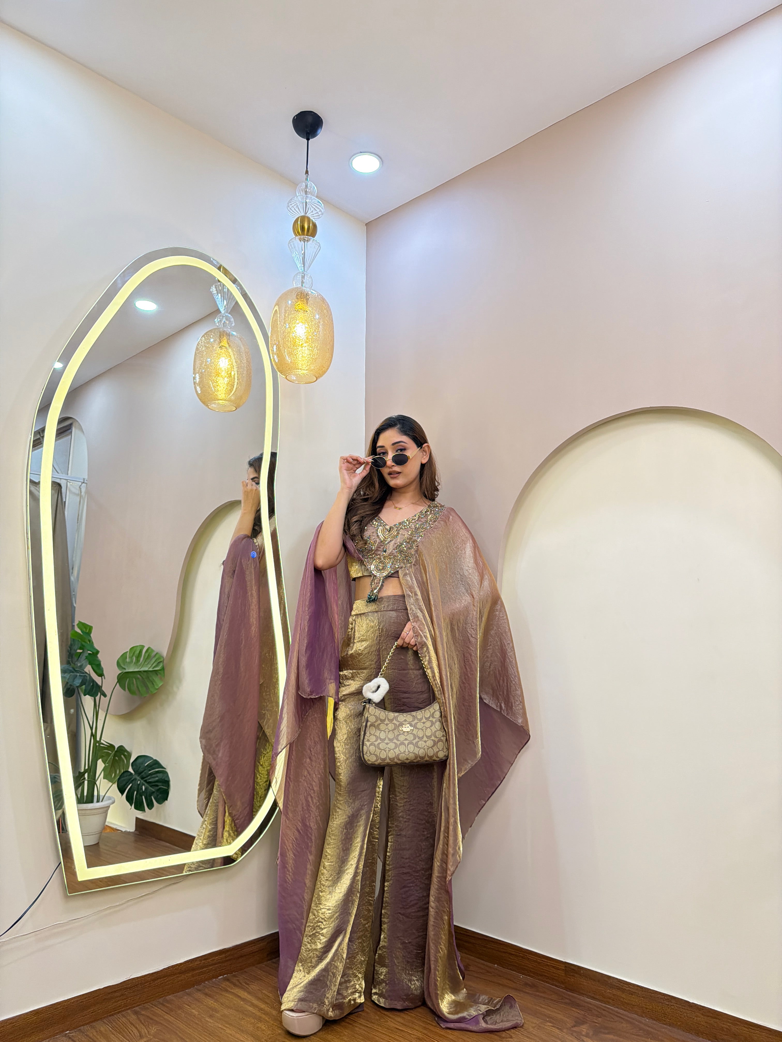 E200 3PC INDO WESTEREN CAPE SHARARA SET