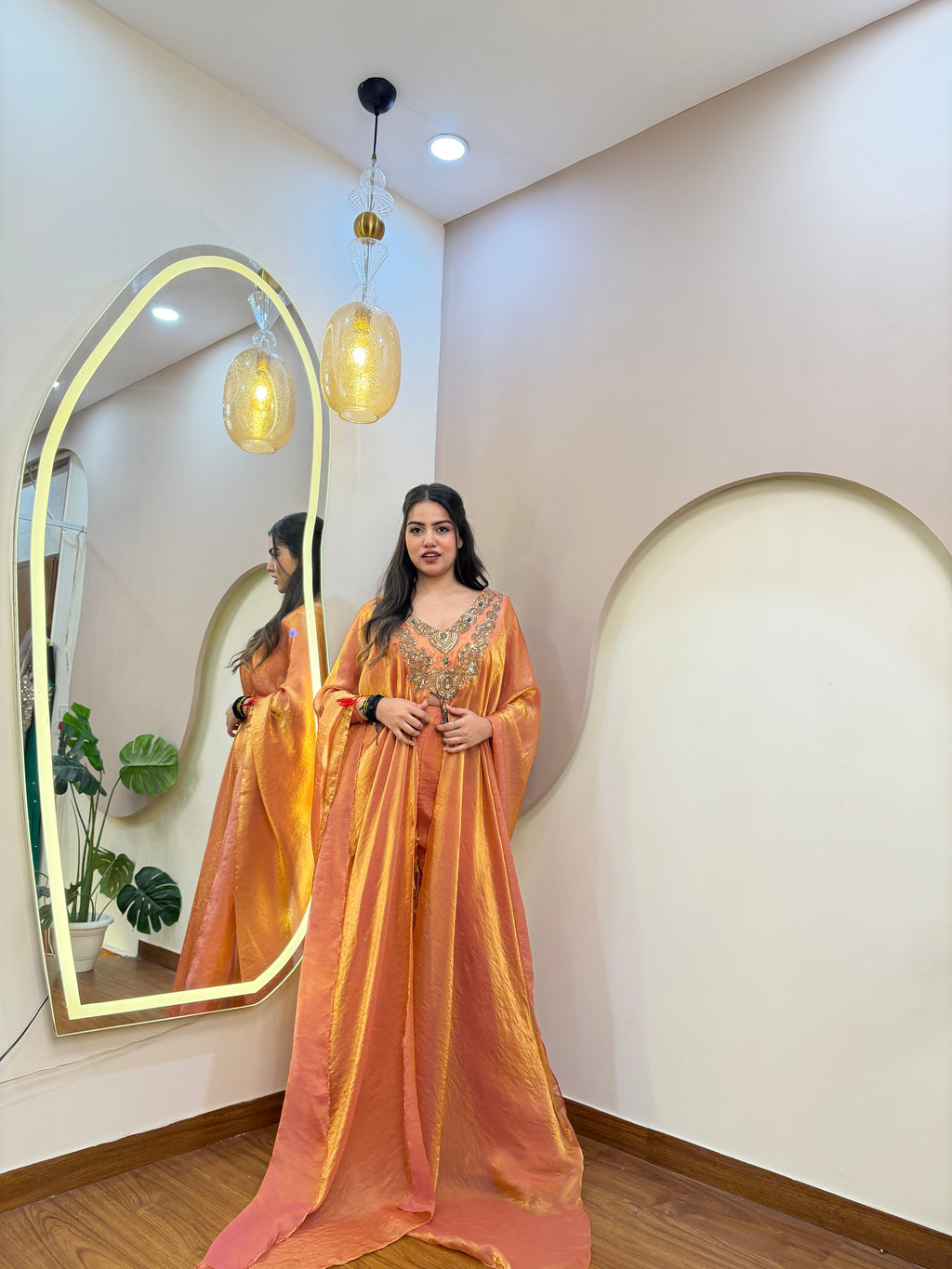 E200 3PC INDO WESTEREN CAPE SHARARA SET