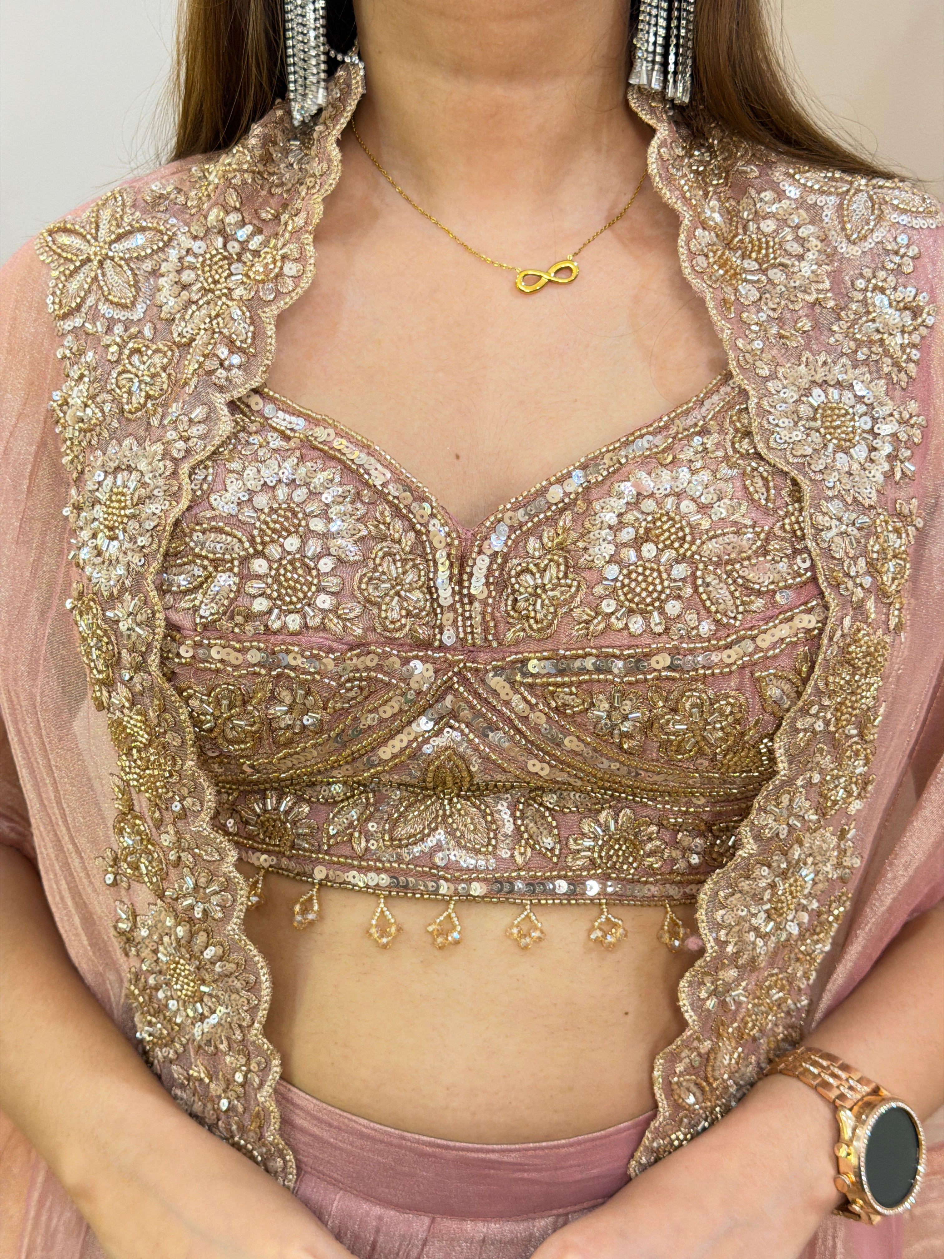 4895E160 INDO WESTERN CAPE SHARARA SET