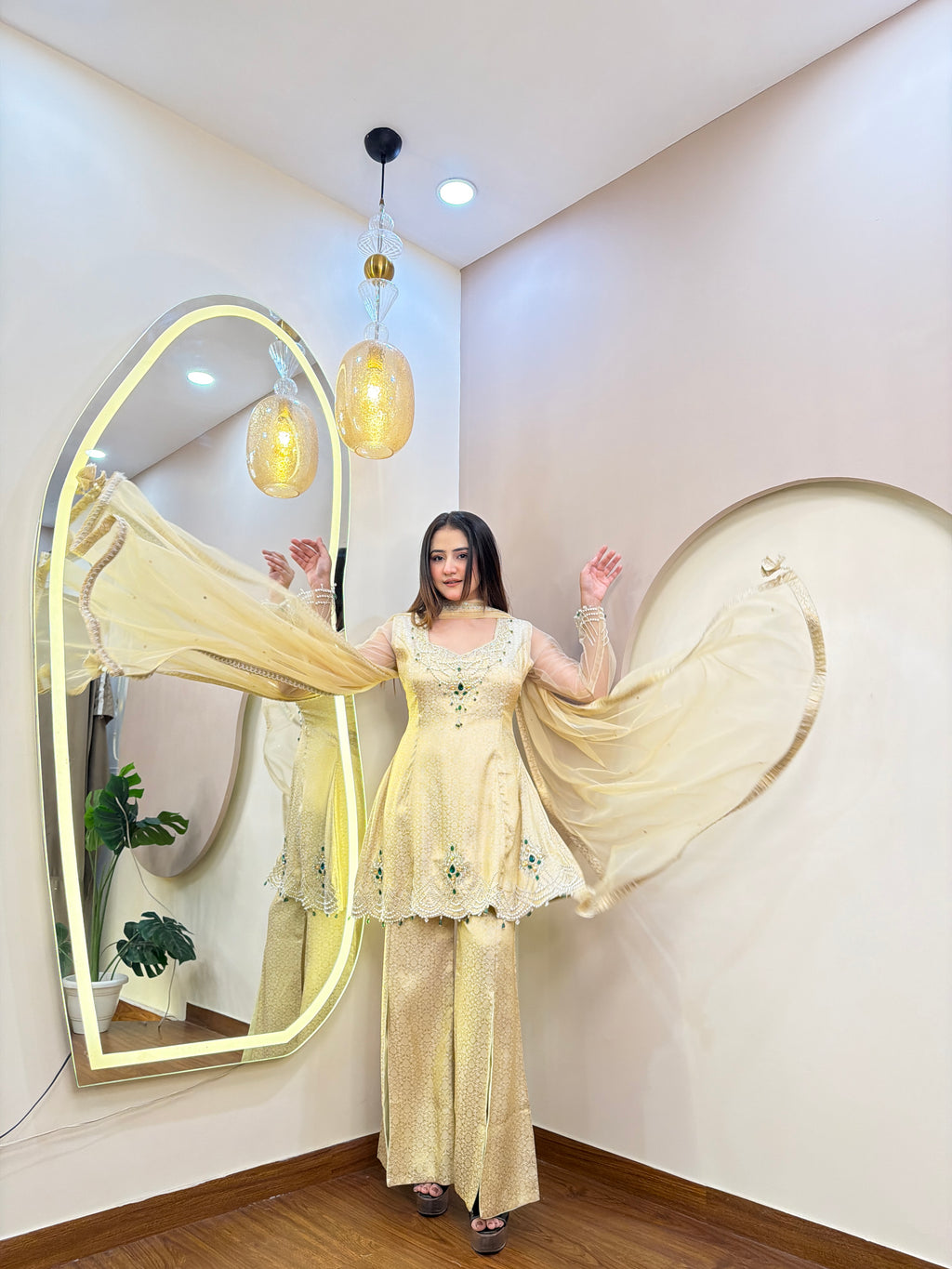 E320 3PC SHARARA SUIT