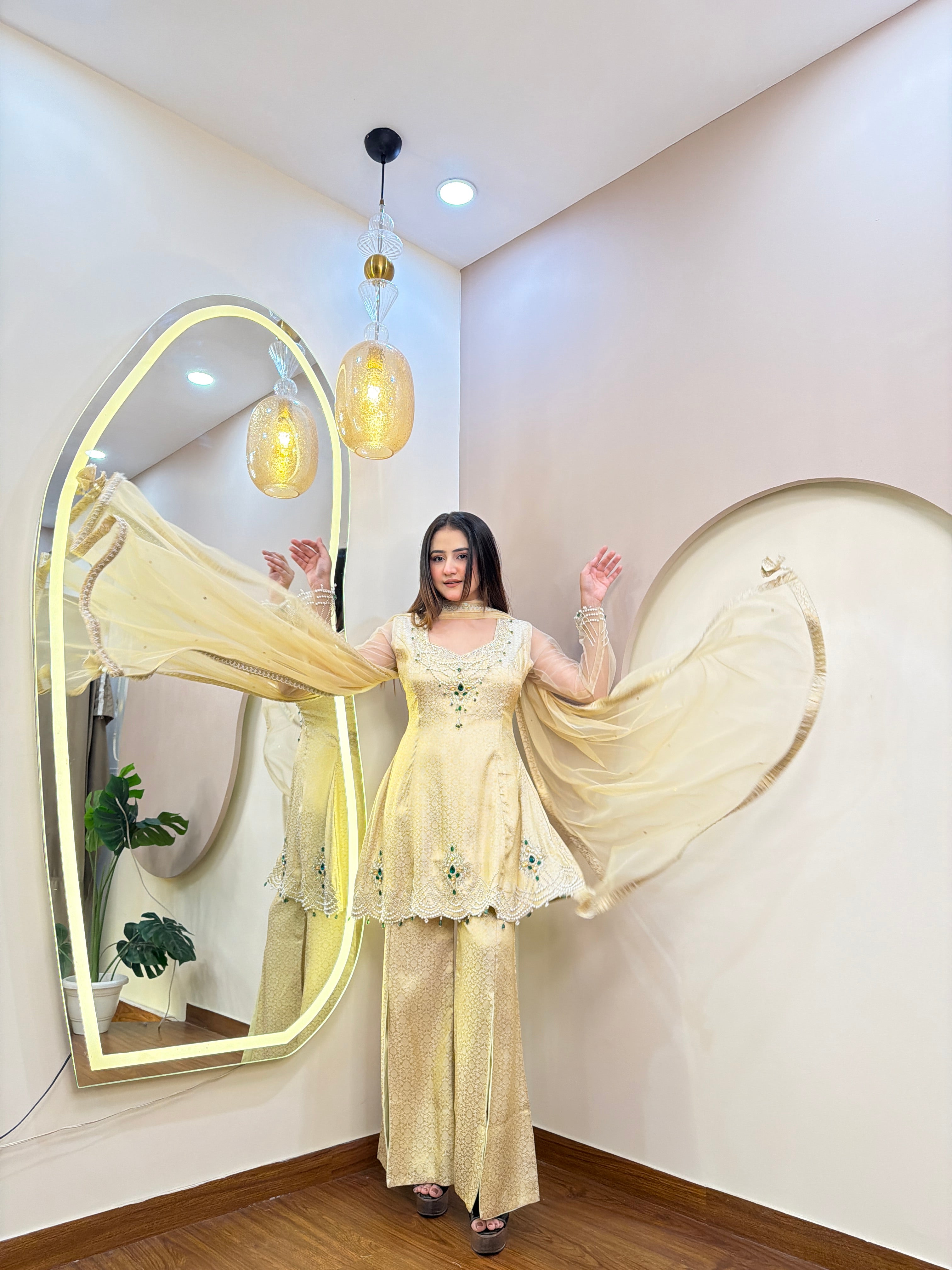 E320 3PC SHARARA SUIT