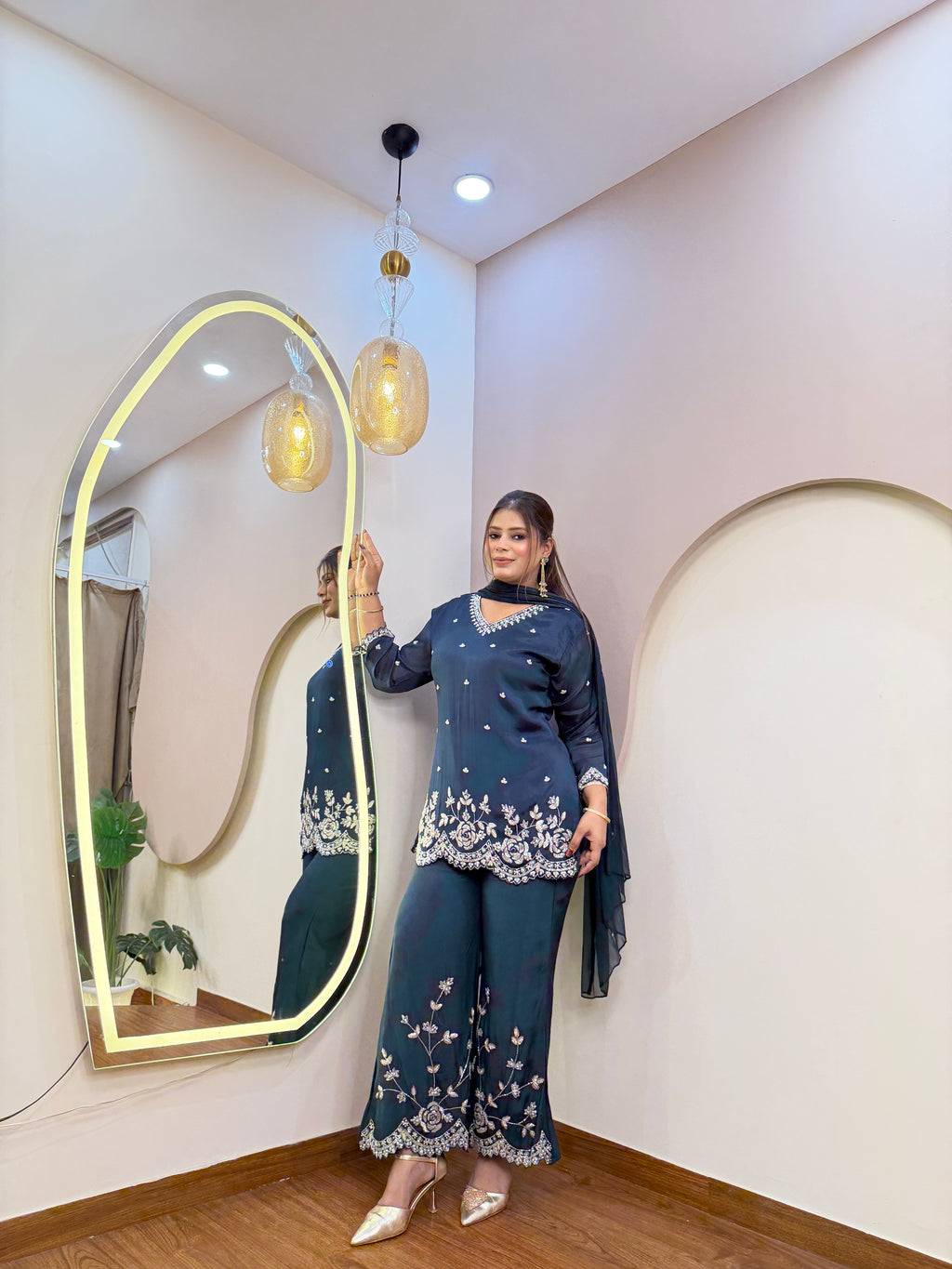 E119 3PC SUIT