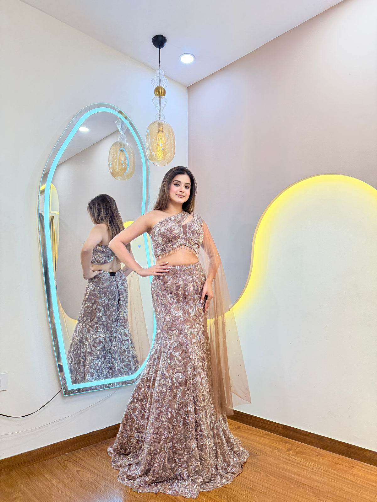 E466 AARFA REGAL LEHENGA