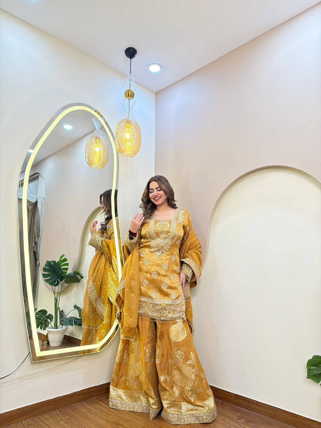 E305 SHARARA SUIT