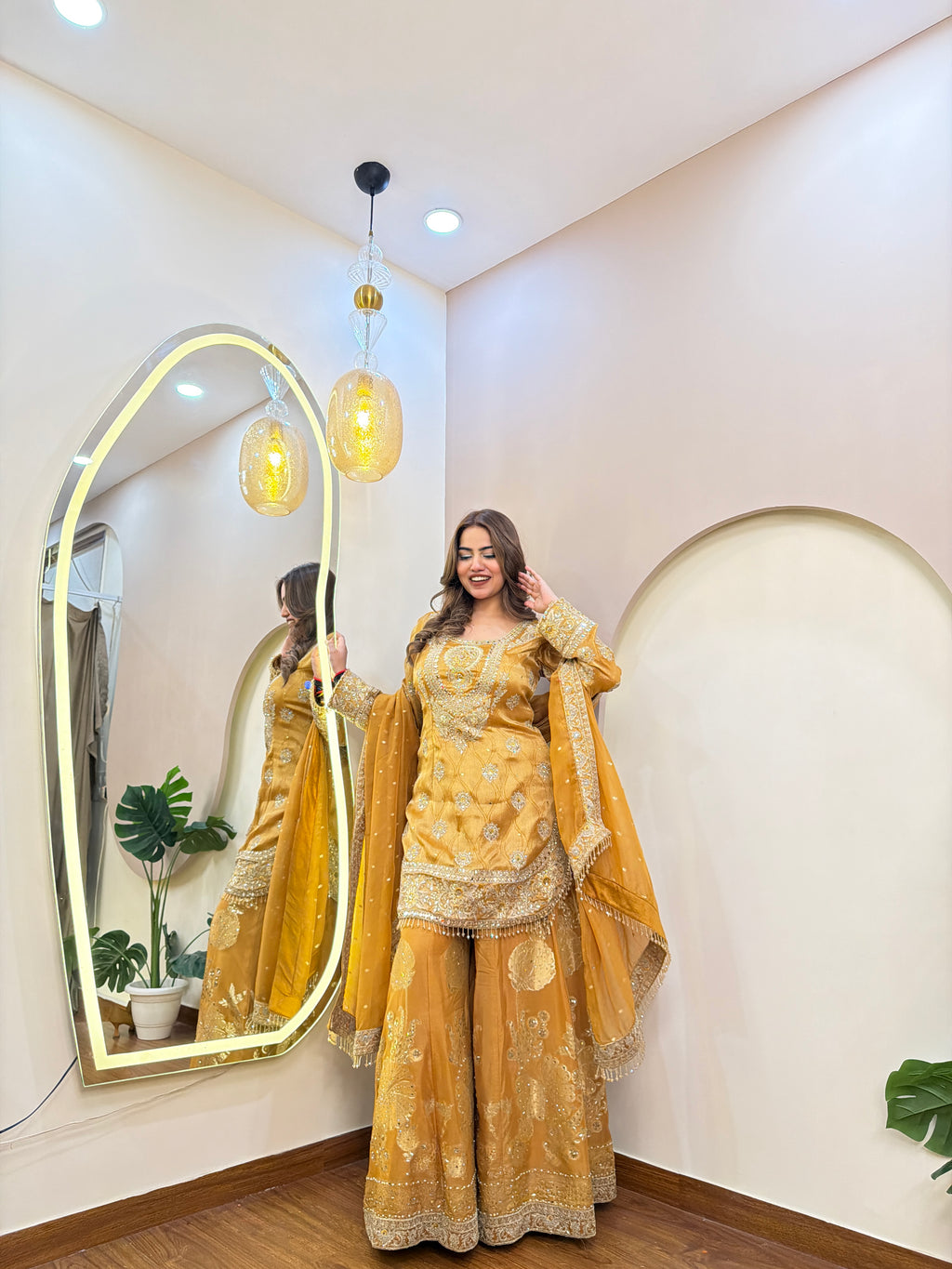 E305 SHARARA SUIT