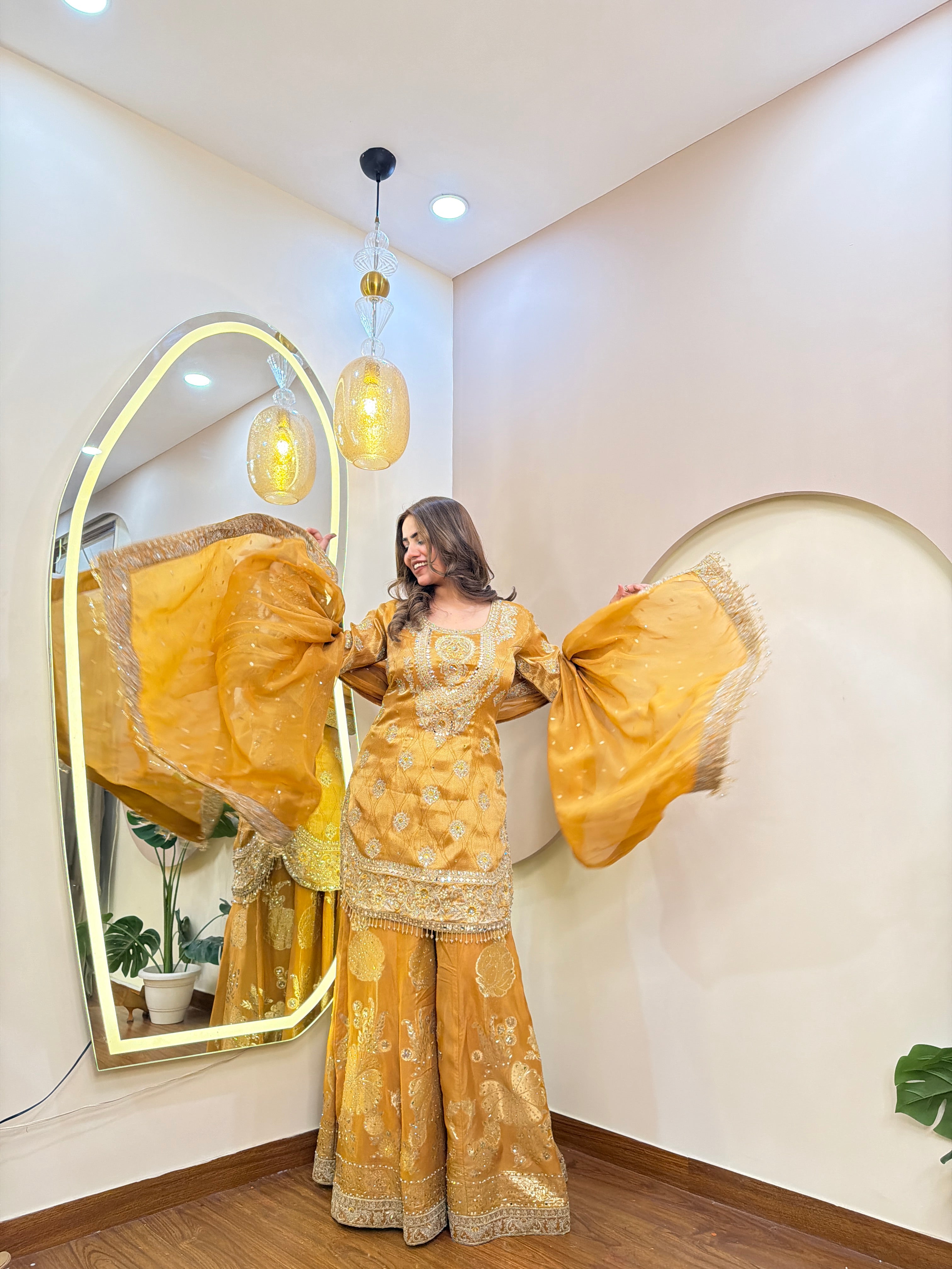 E305 SHARARA SUIT