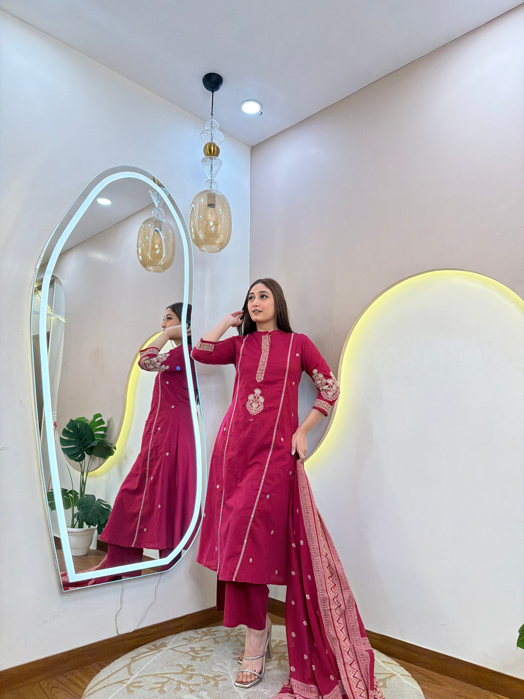 D661  3Pc Suit