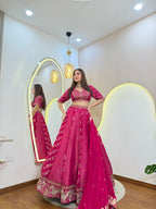 D724  LEHNGA CHOLI