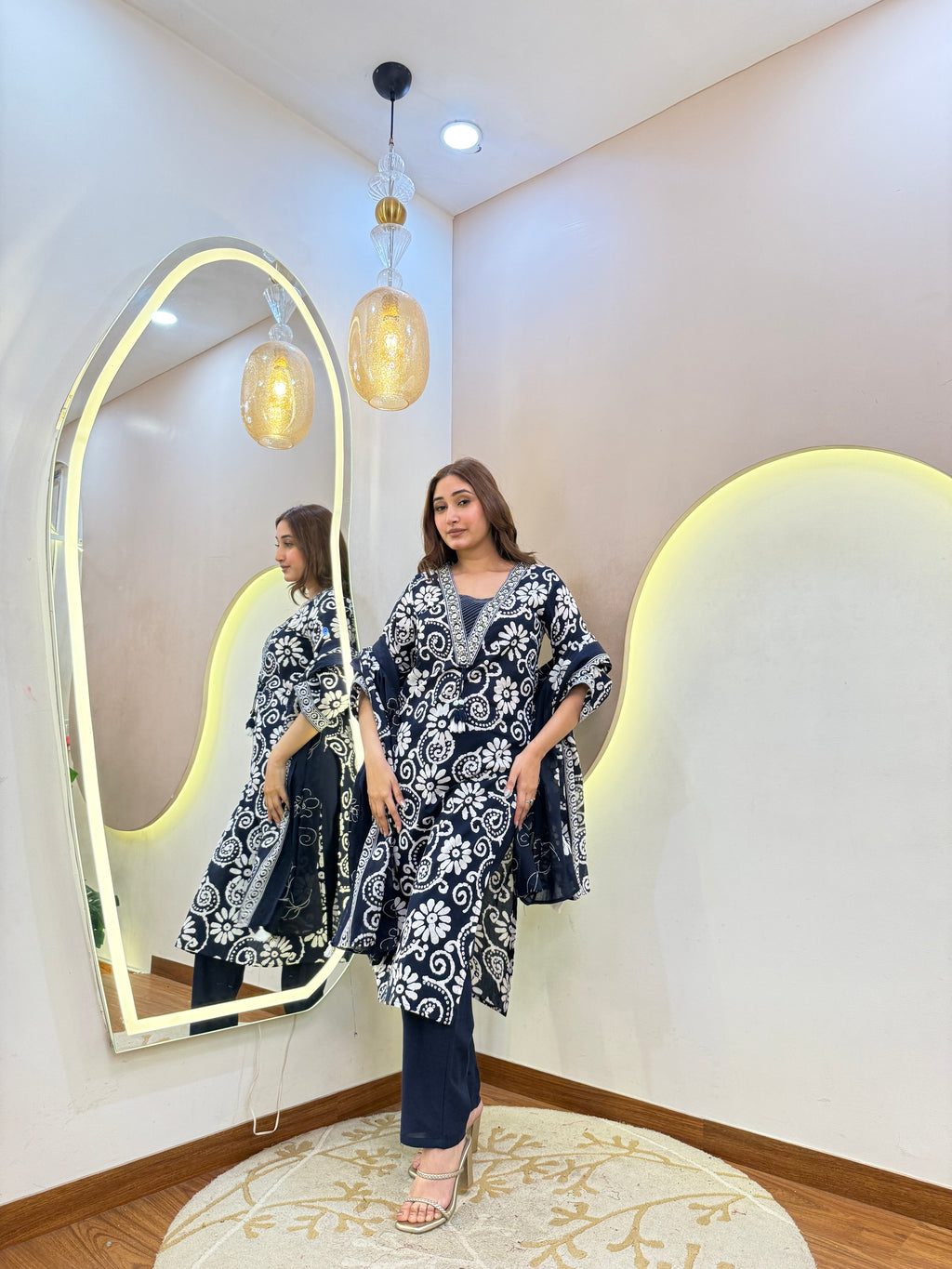 D486  3Pc Suit