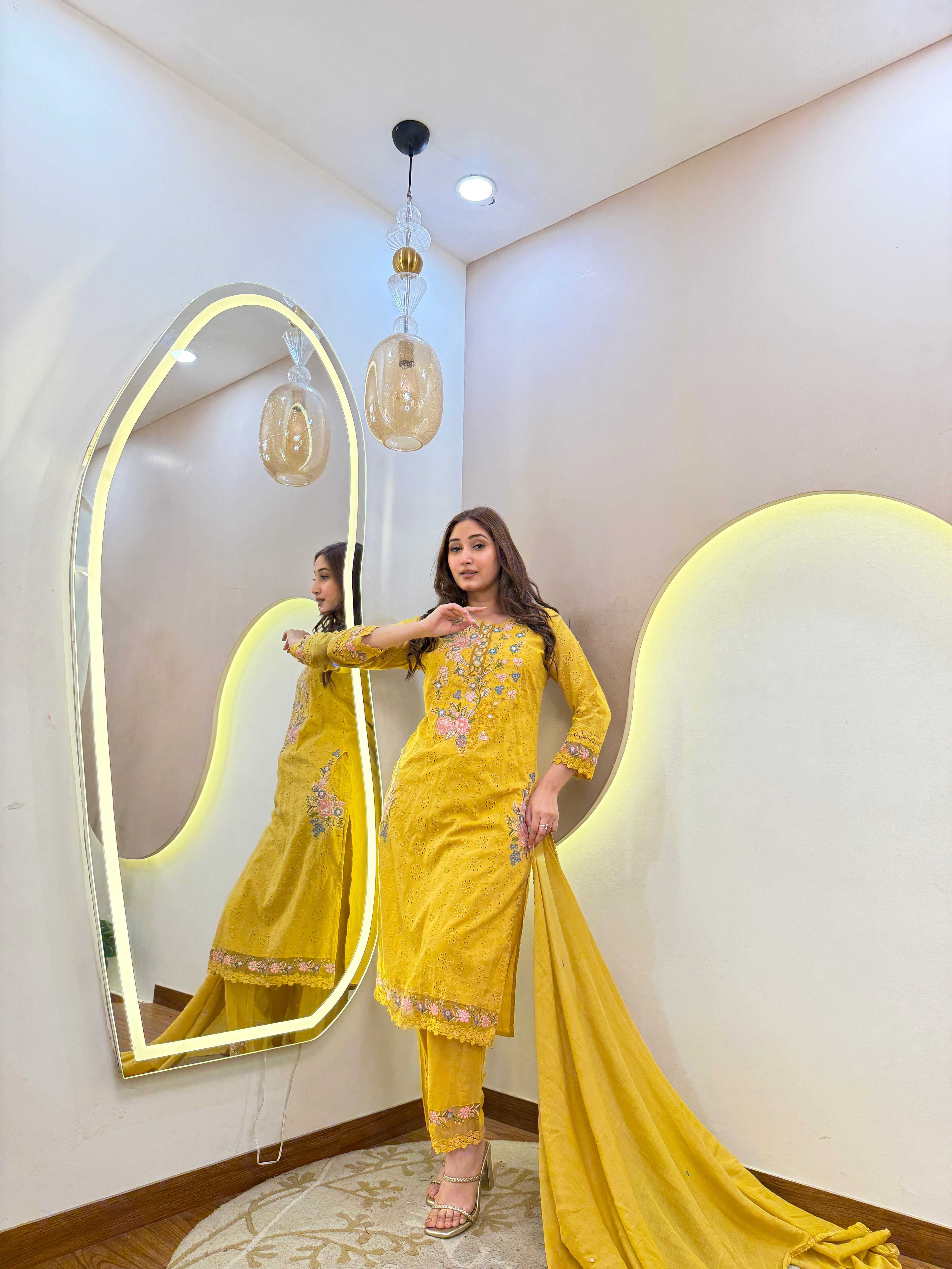 D507 3Pc Suit