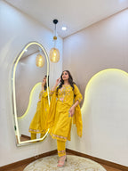 D507 3Pc Suit