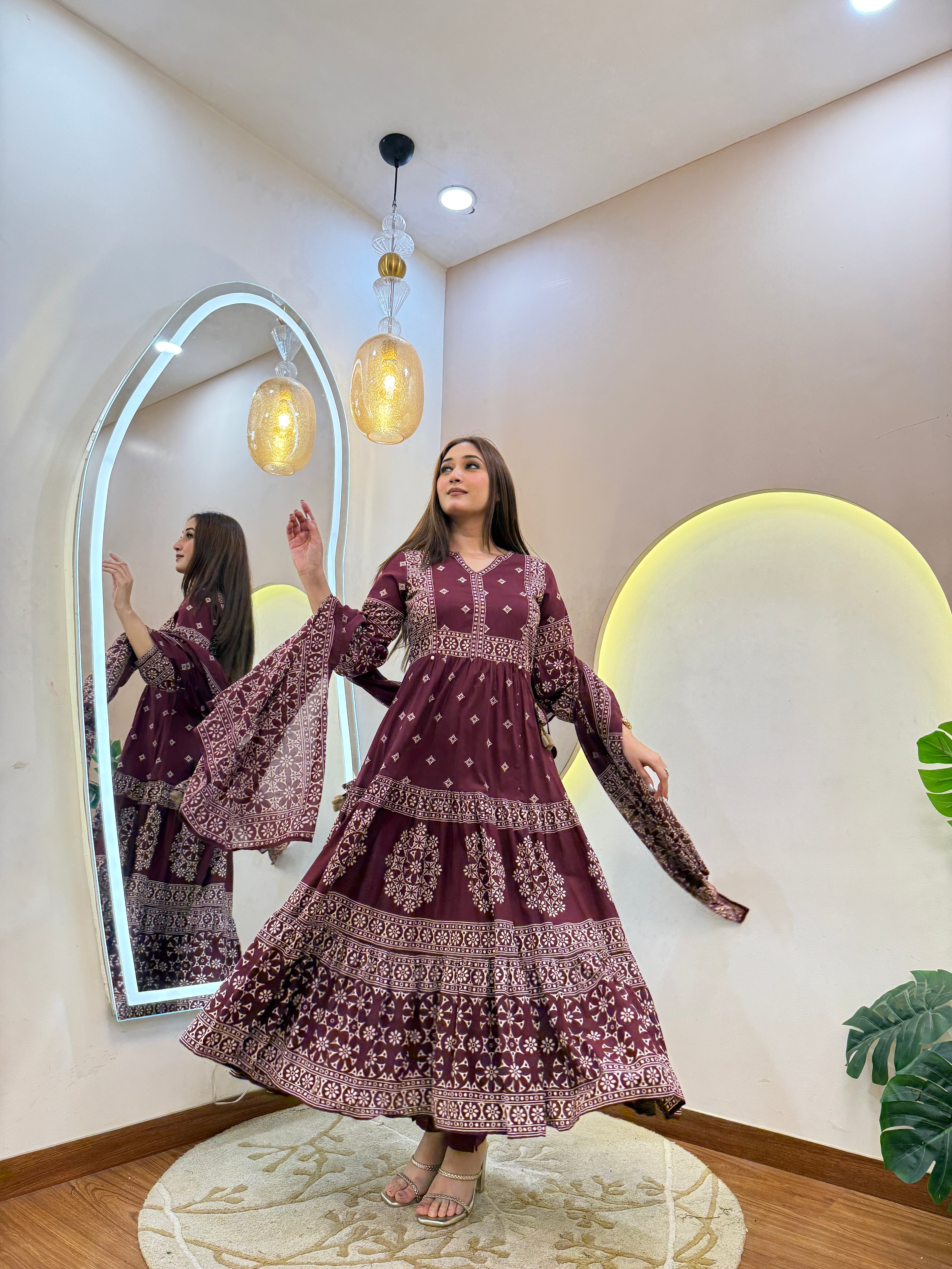 D658  ANARKALI PANT SUIT OUTFIT  GOWN