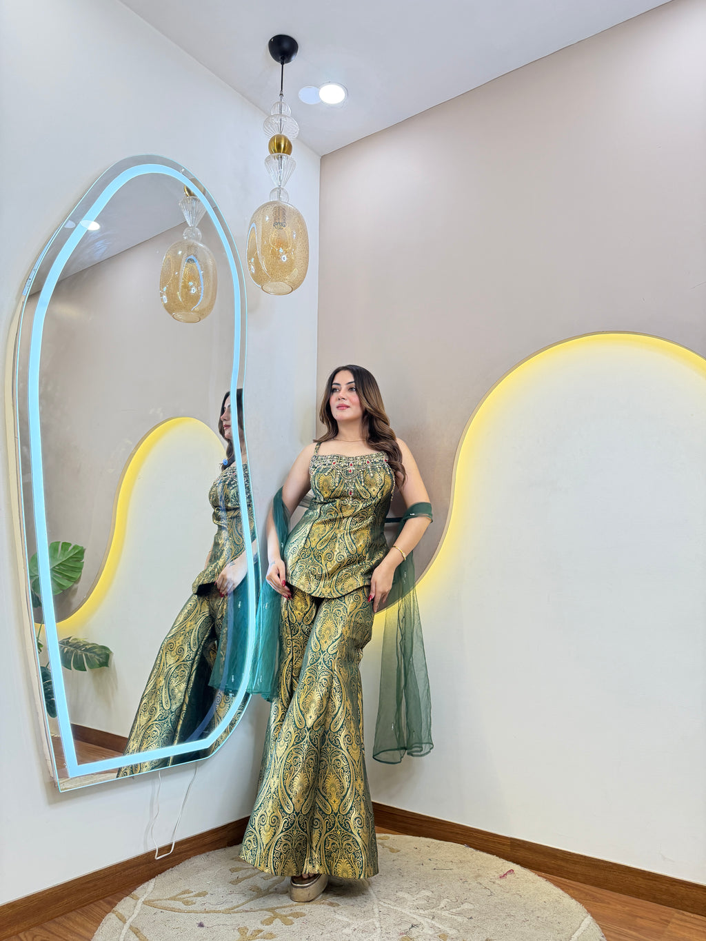 D79  SHARARA SUIT