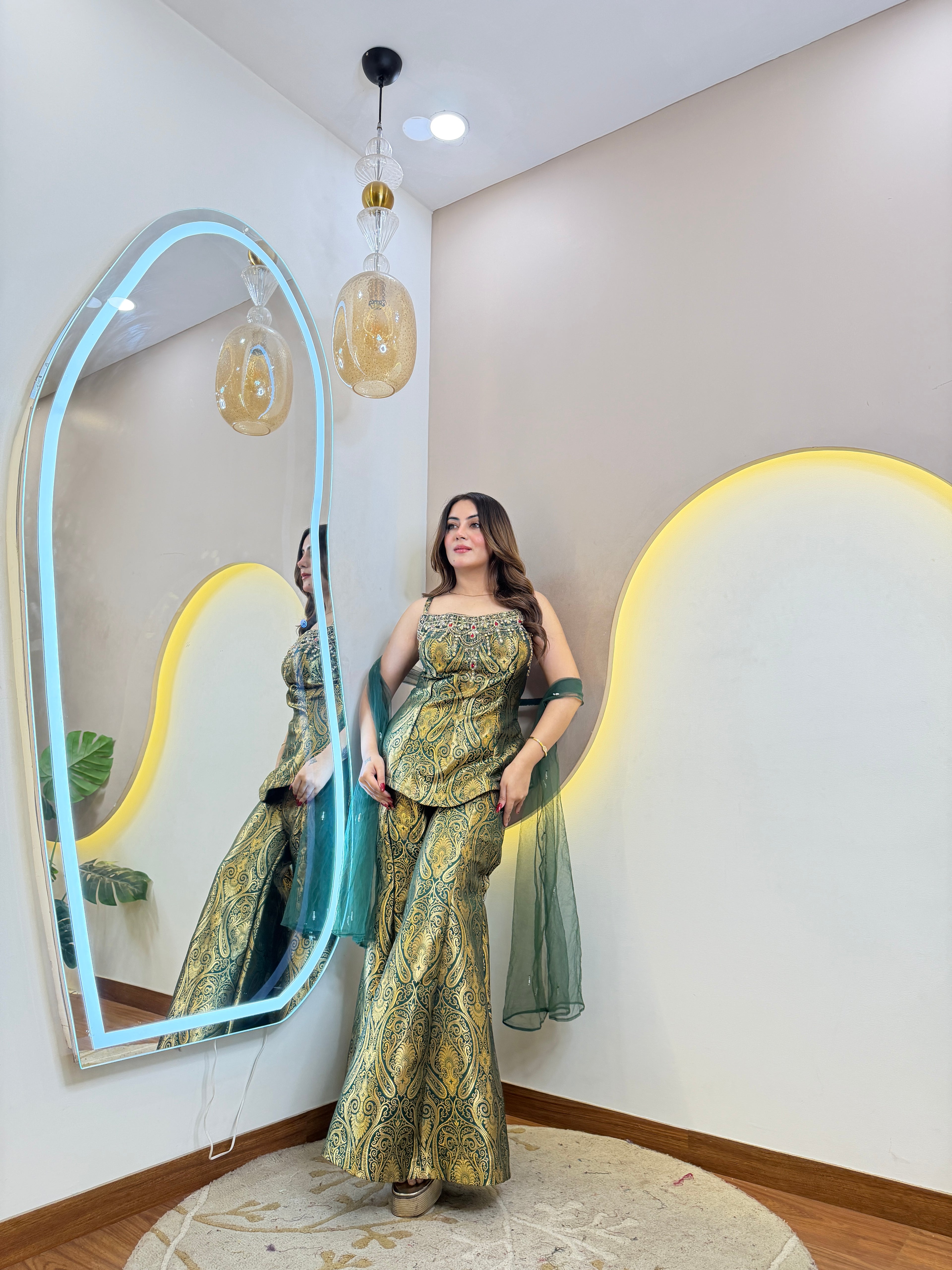 D79  SHARARA SUIT