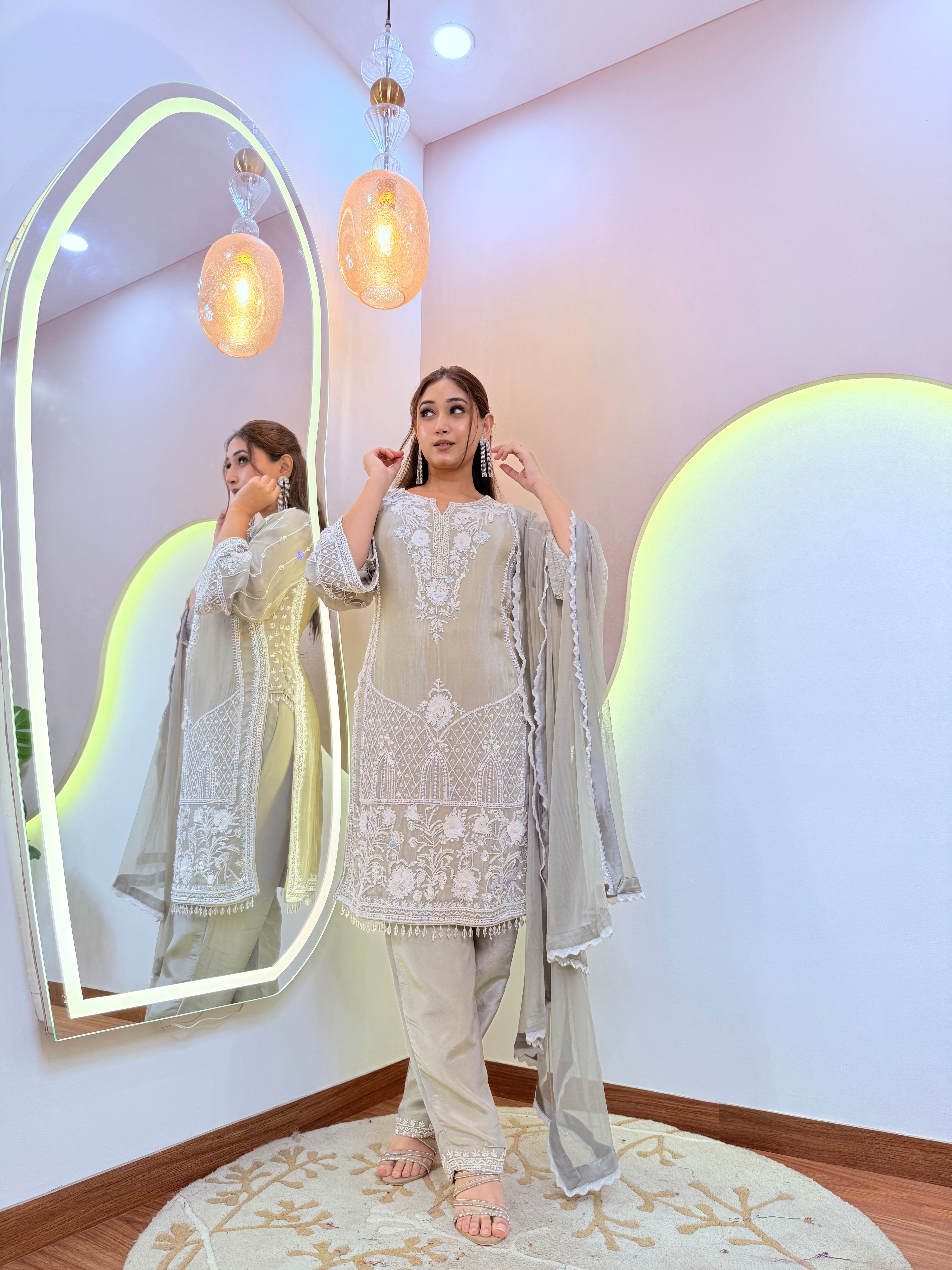 " REETA" PAKISTANI SUIT