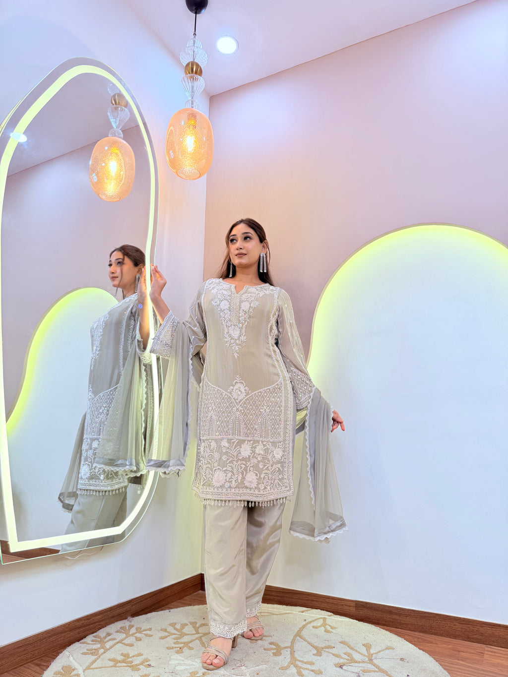 " REETA" PAKISTANI SUIT