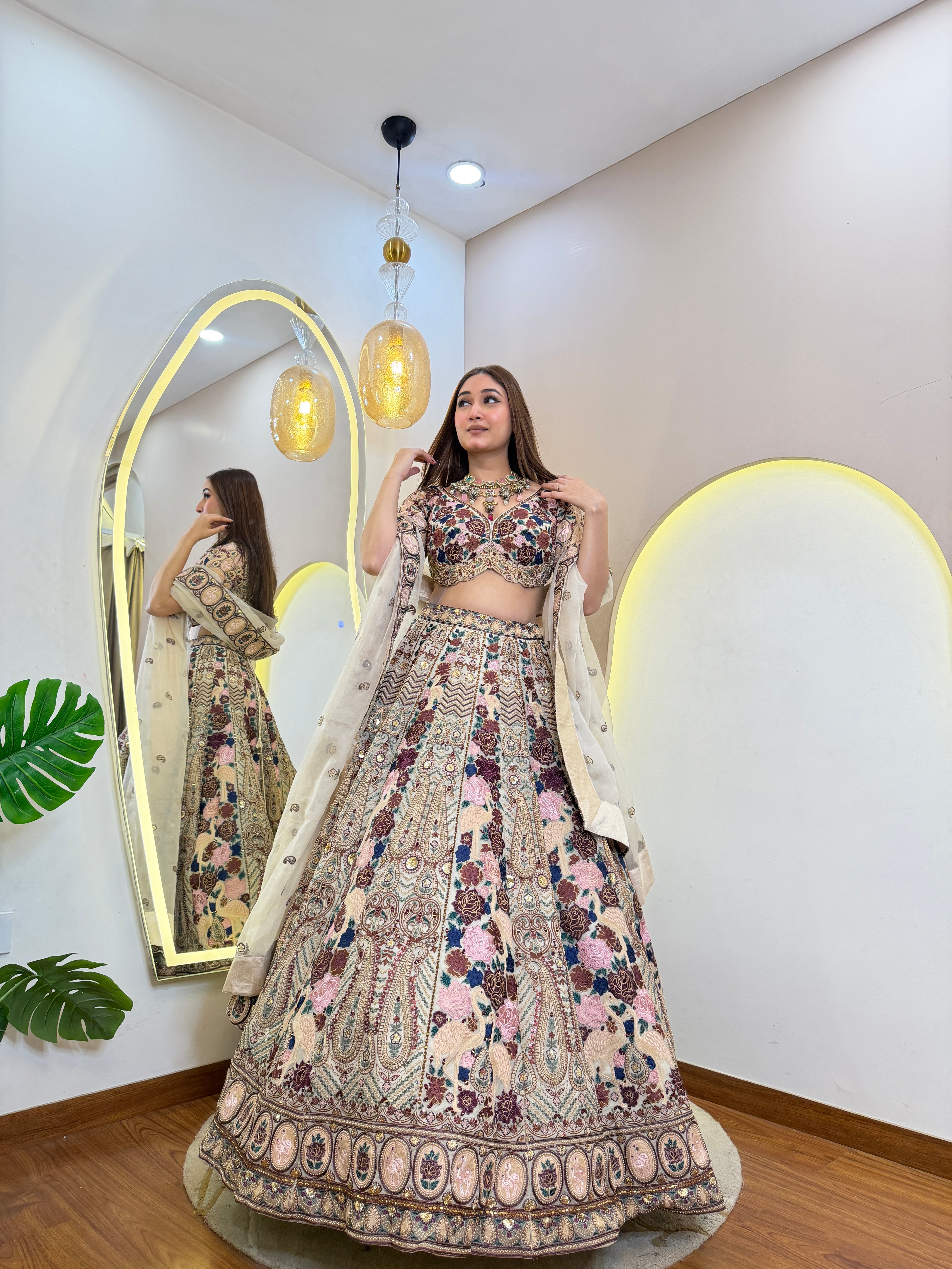 D722  LEHNGA CHOLI