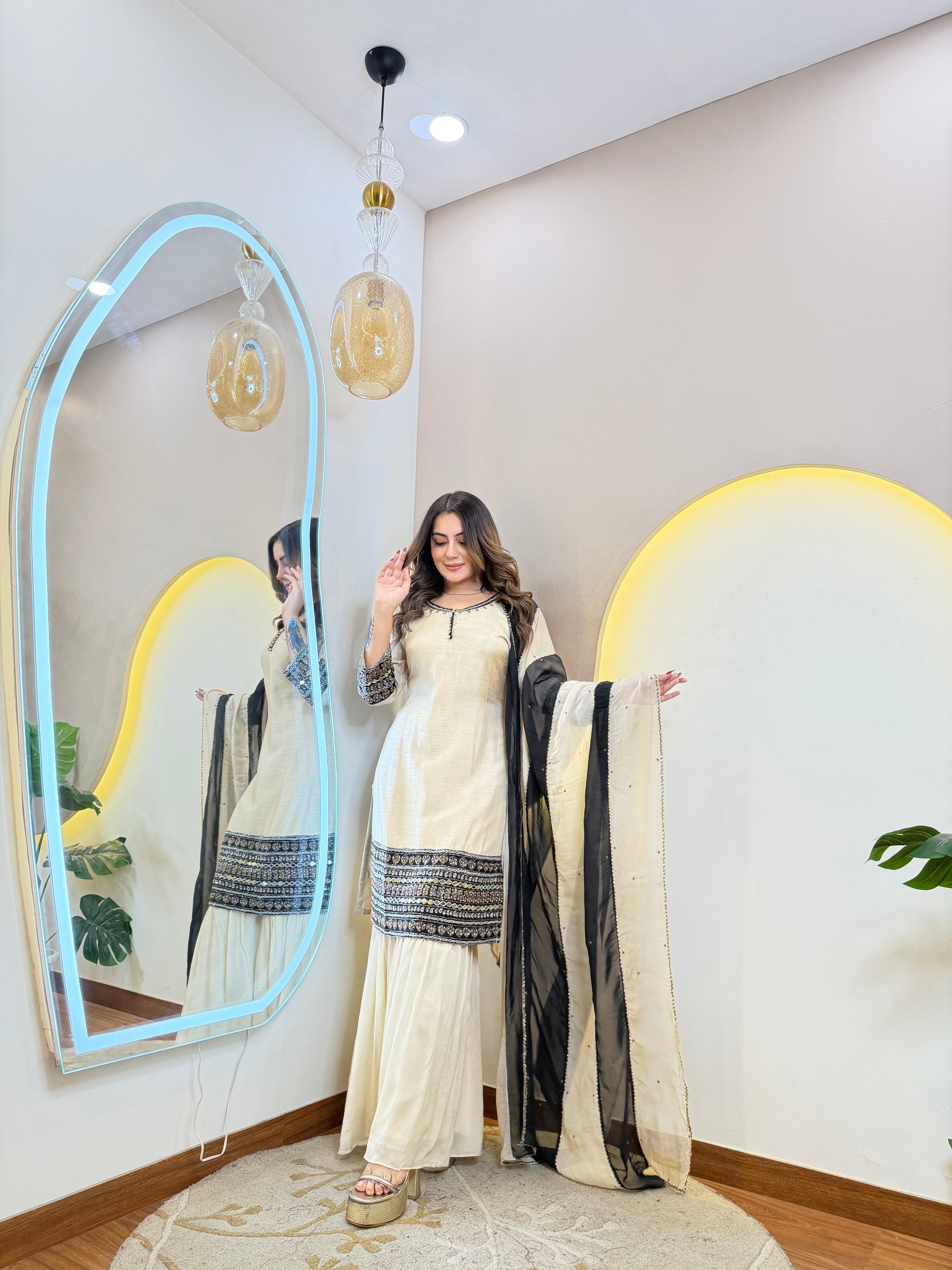 C563 PARTY WEAR SUIT